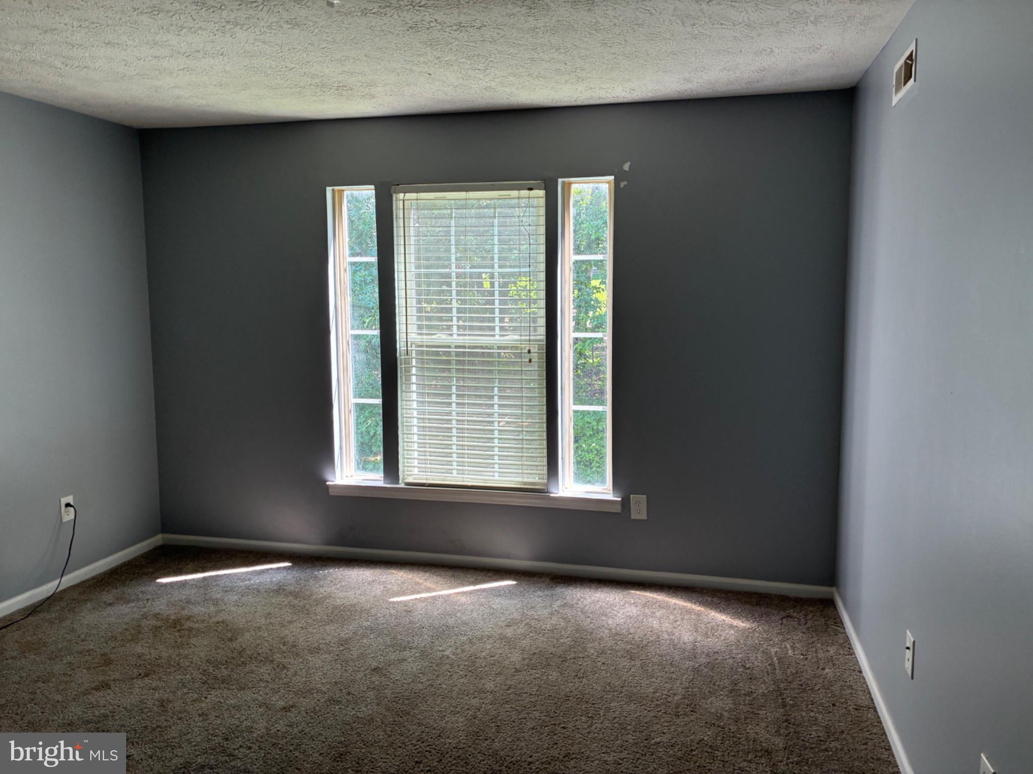 WOODBRIDGE CENTER - Residential