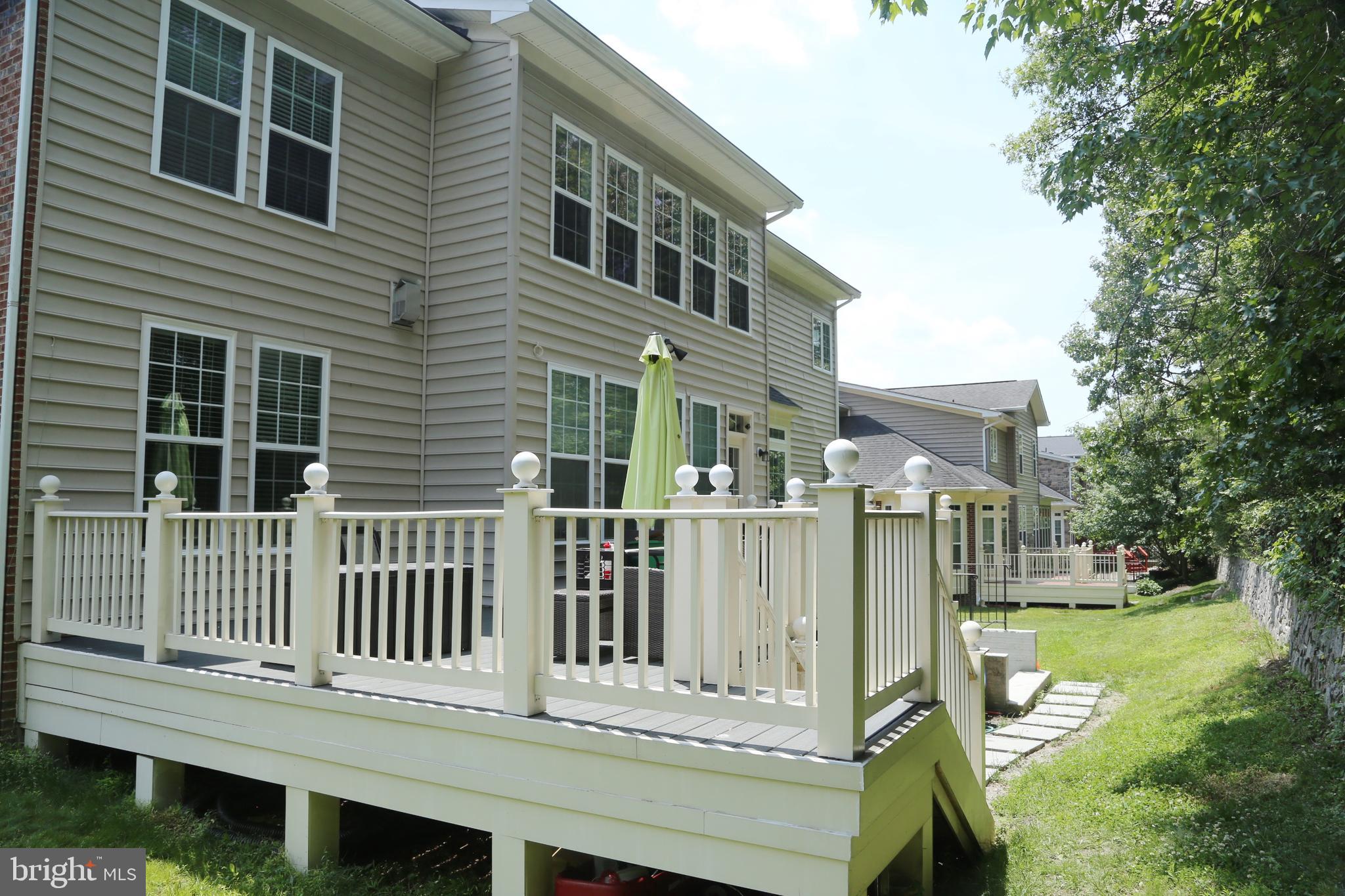 LAKEWOOD HILLS - Residential