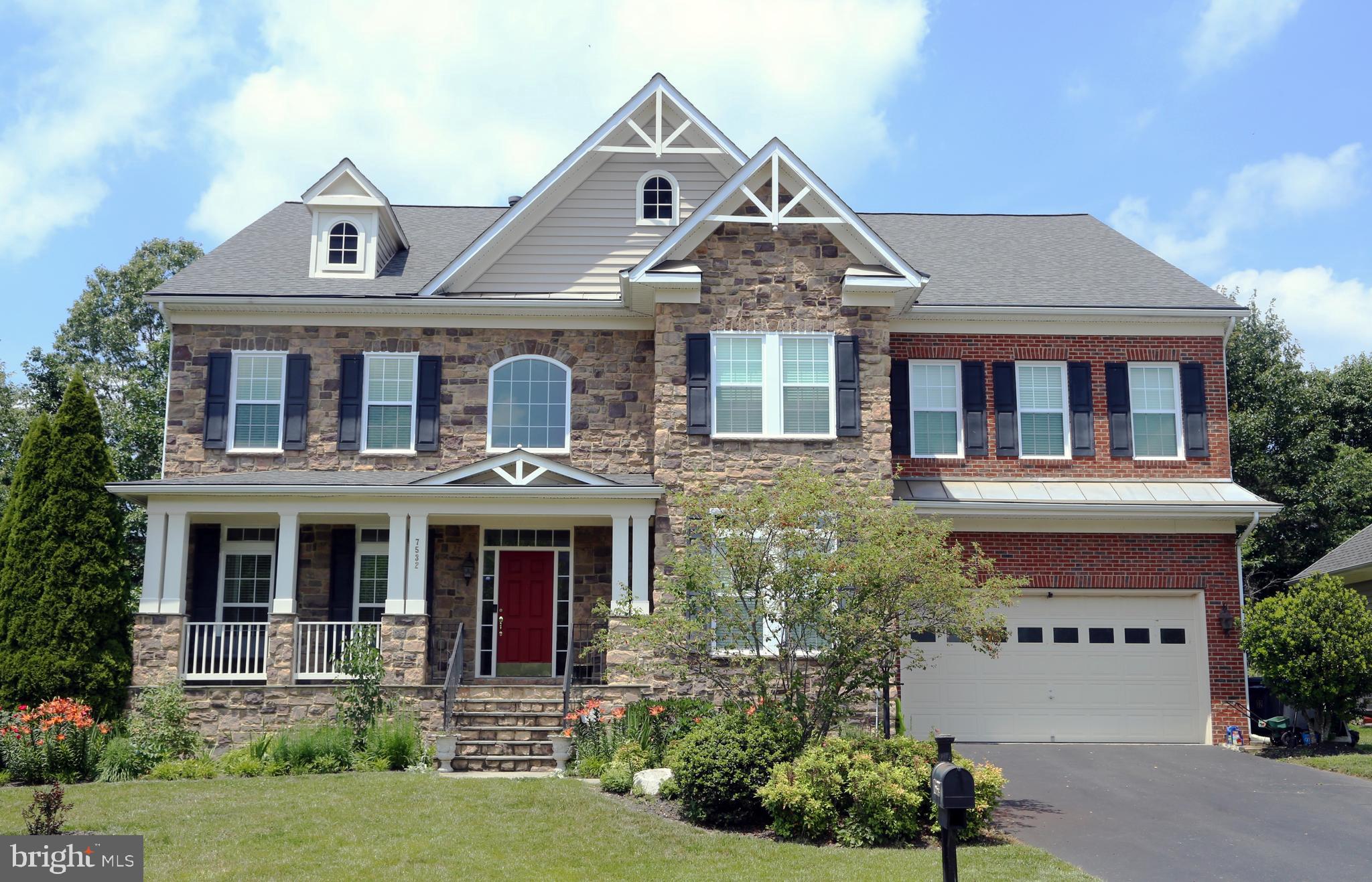 LAKEWOOD HILLS - Residential