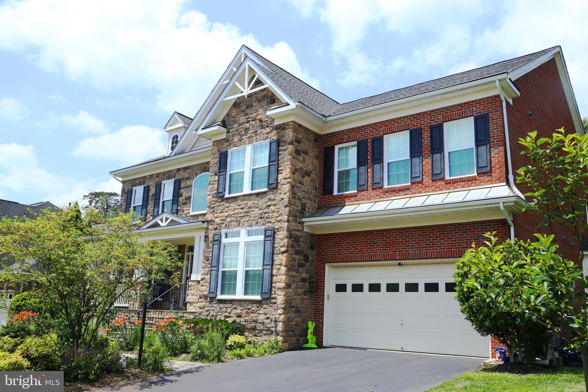 LAKEWOOD HILLS - Residential