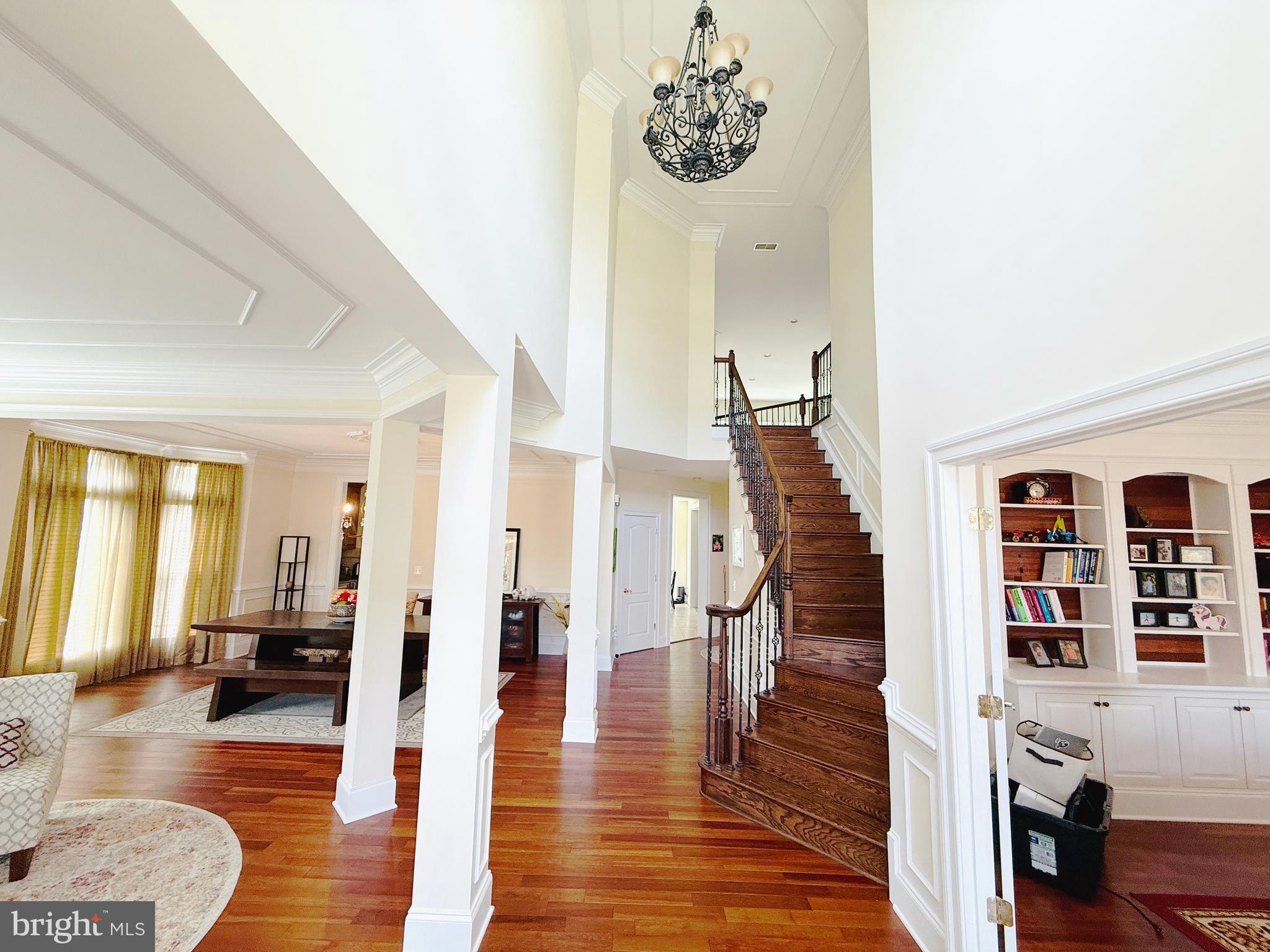 LAKEWOOD HILLS - Residential