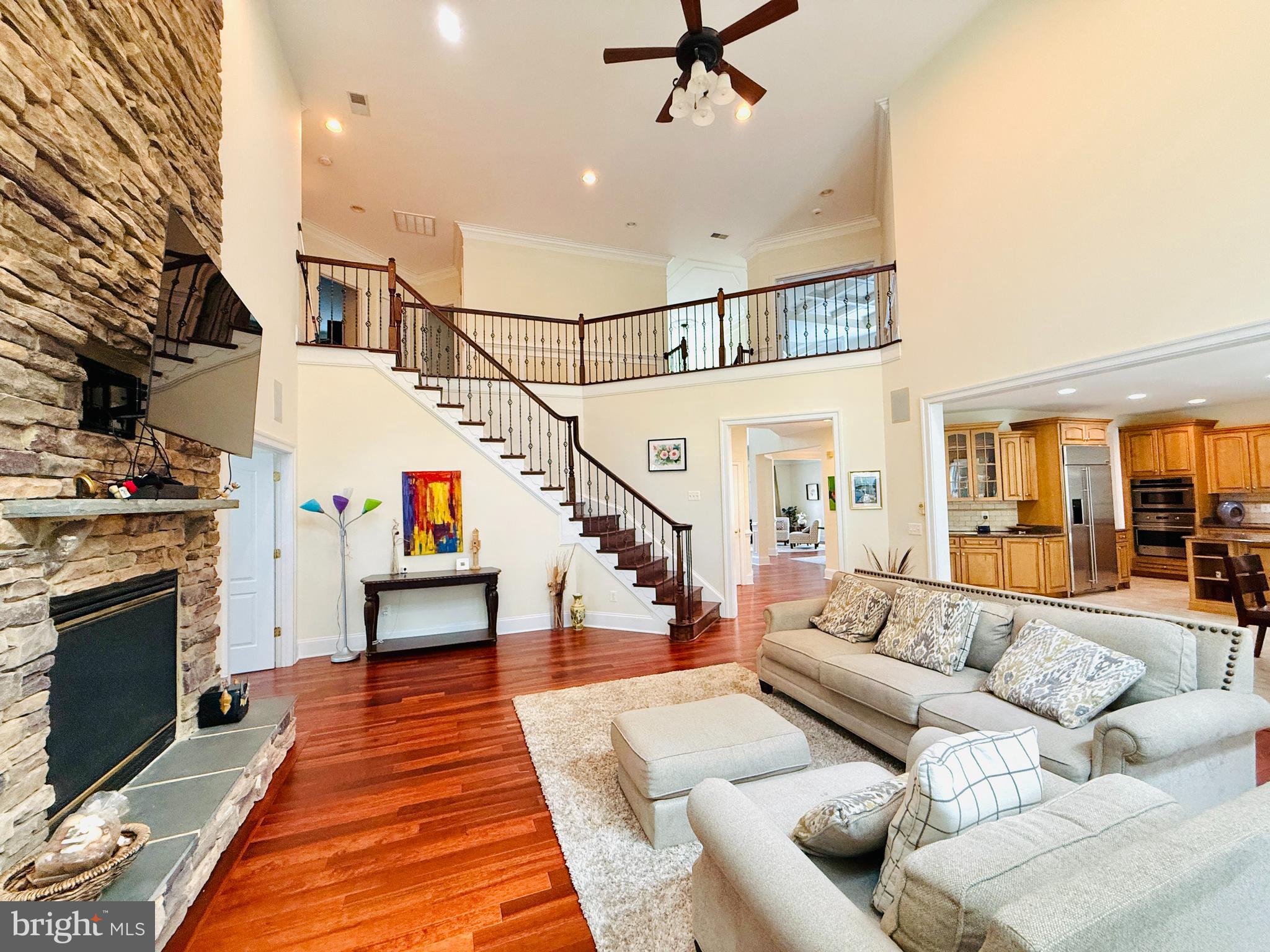 LAKEWOOD HILLS - Residential