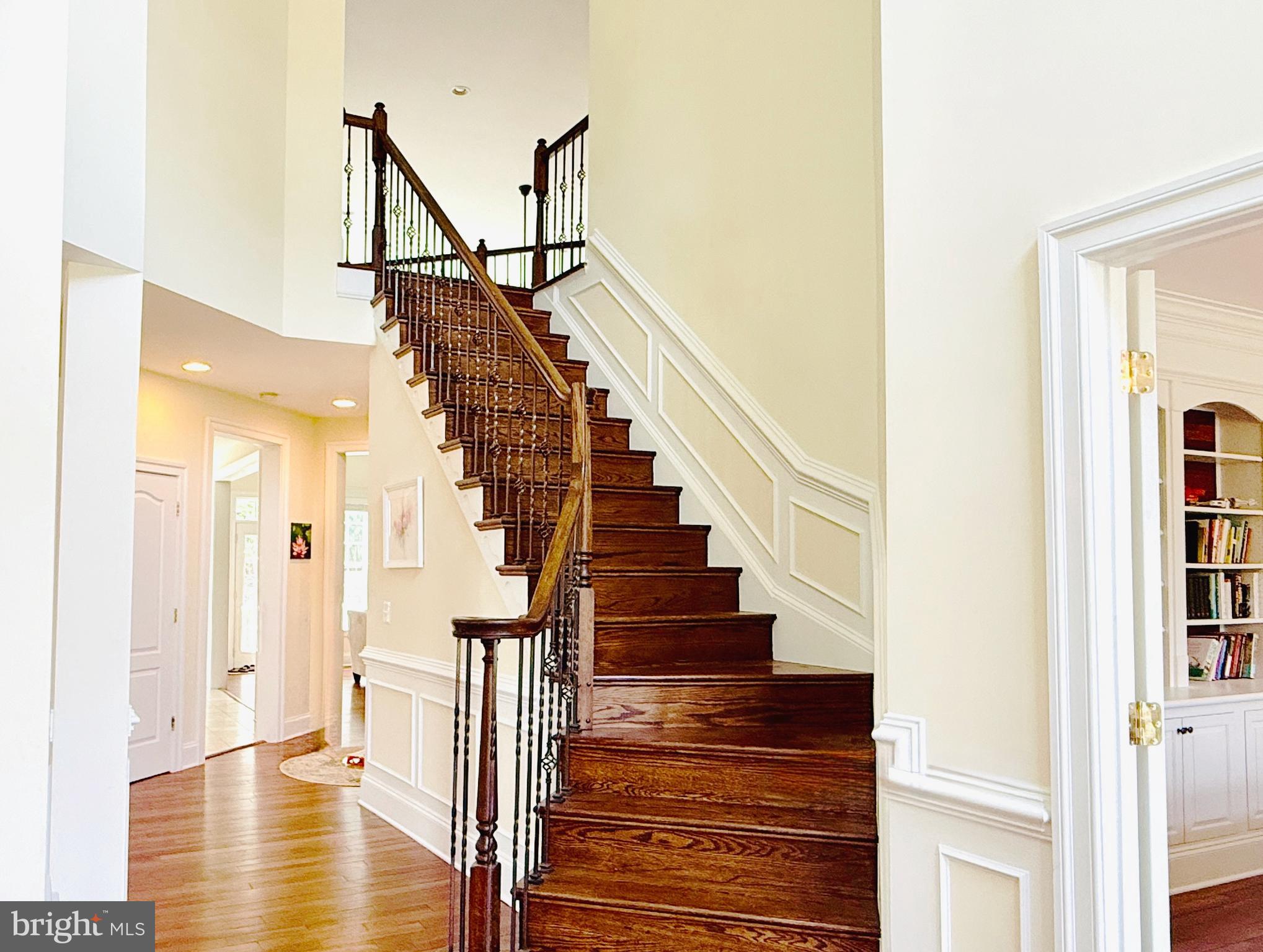 LAKEWOOD HILLS - Residential