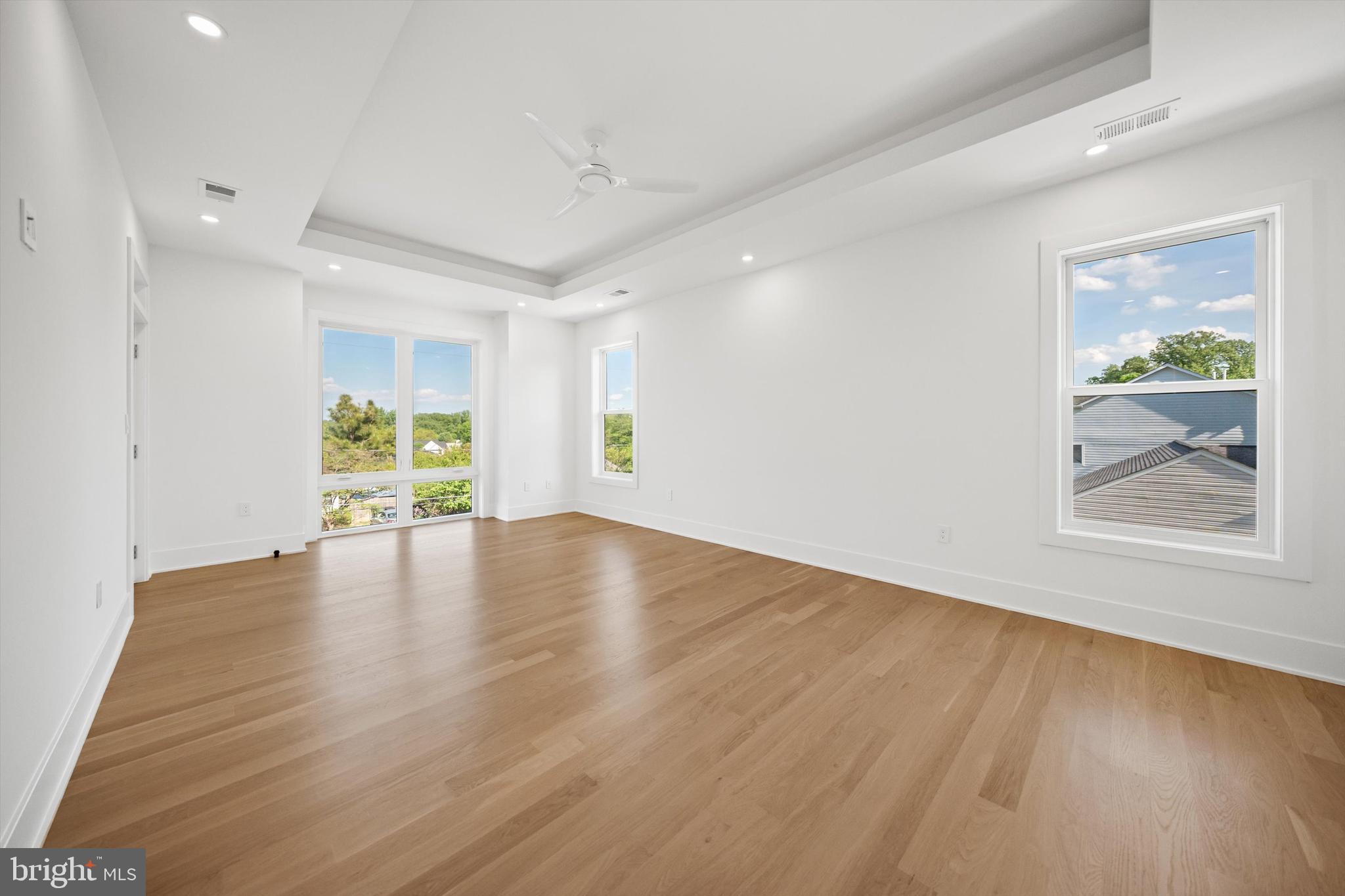 PIMMIT HILLS - Residential