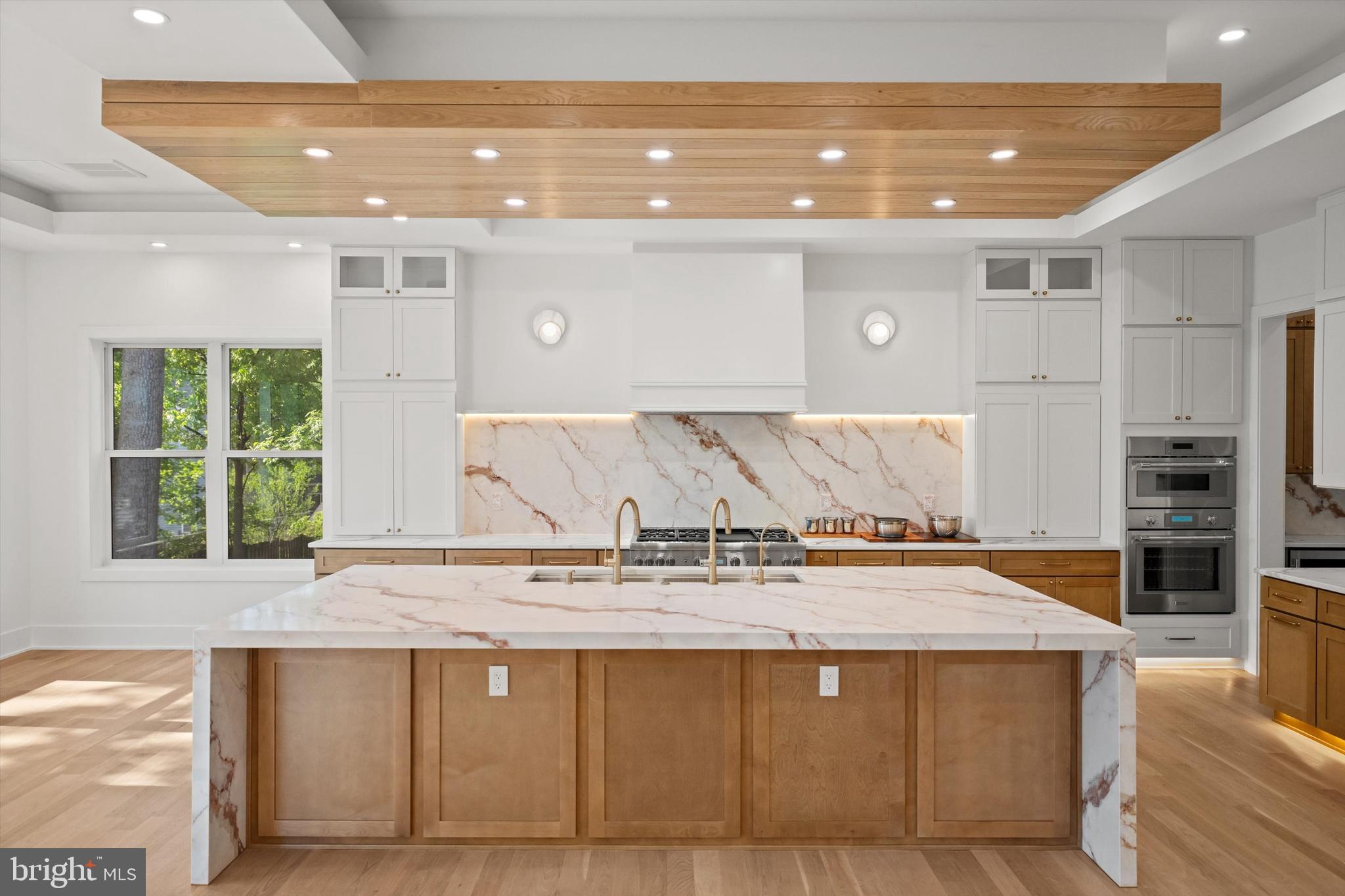 PIMMIT HILLS - Residential