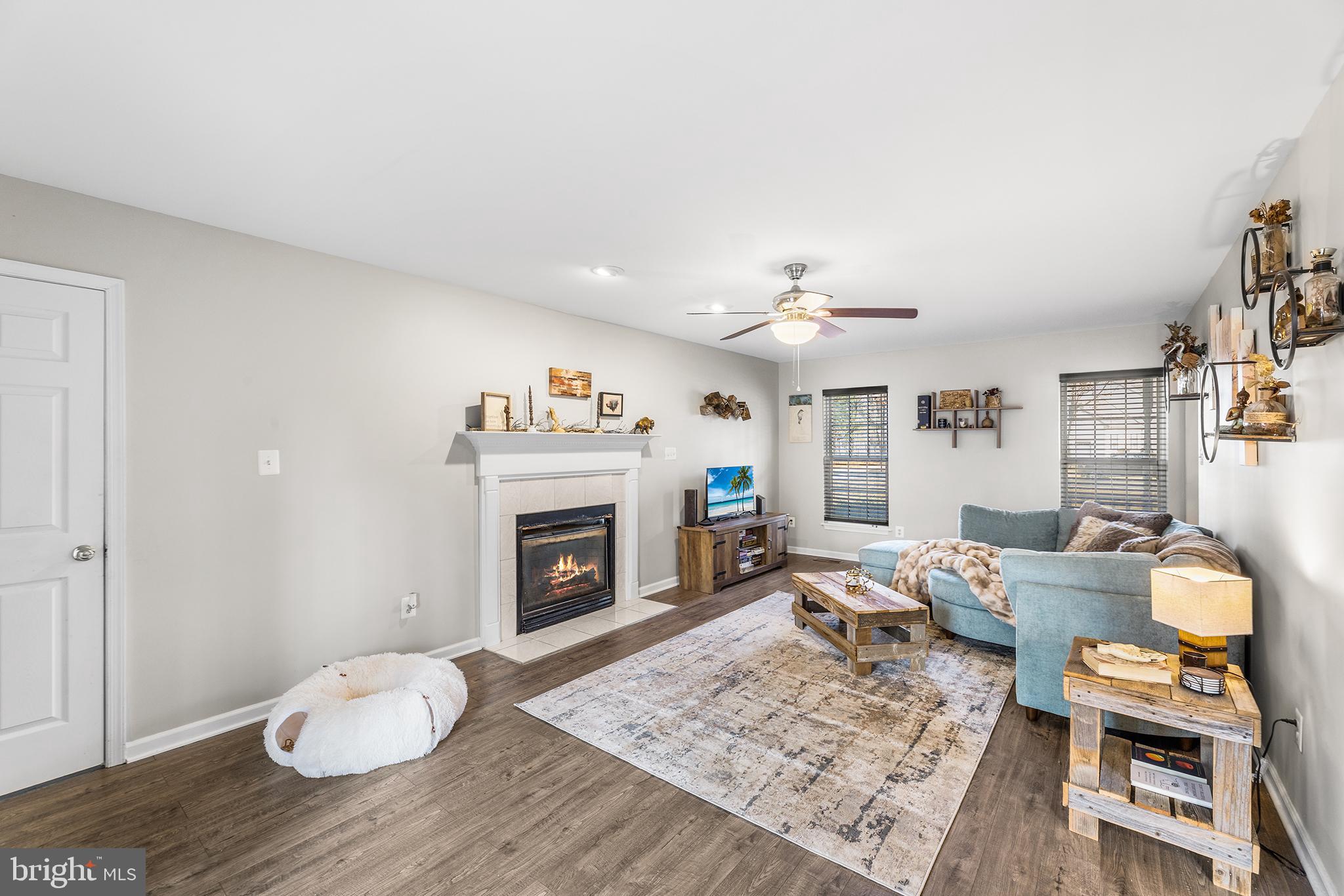 WHITE COVE - Residential