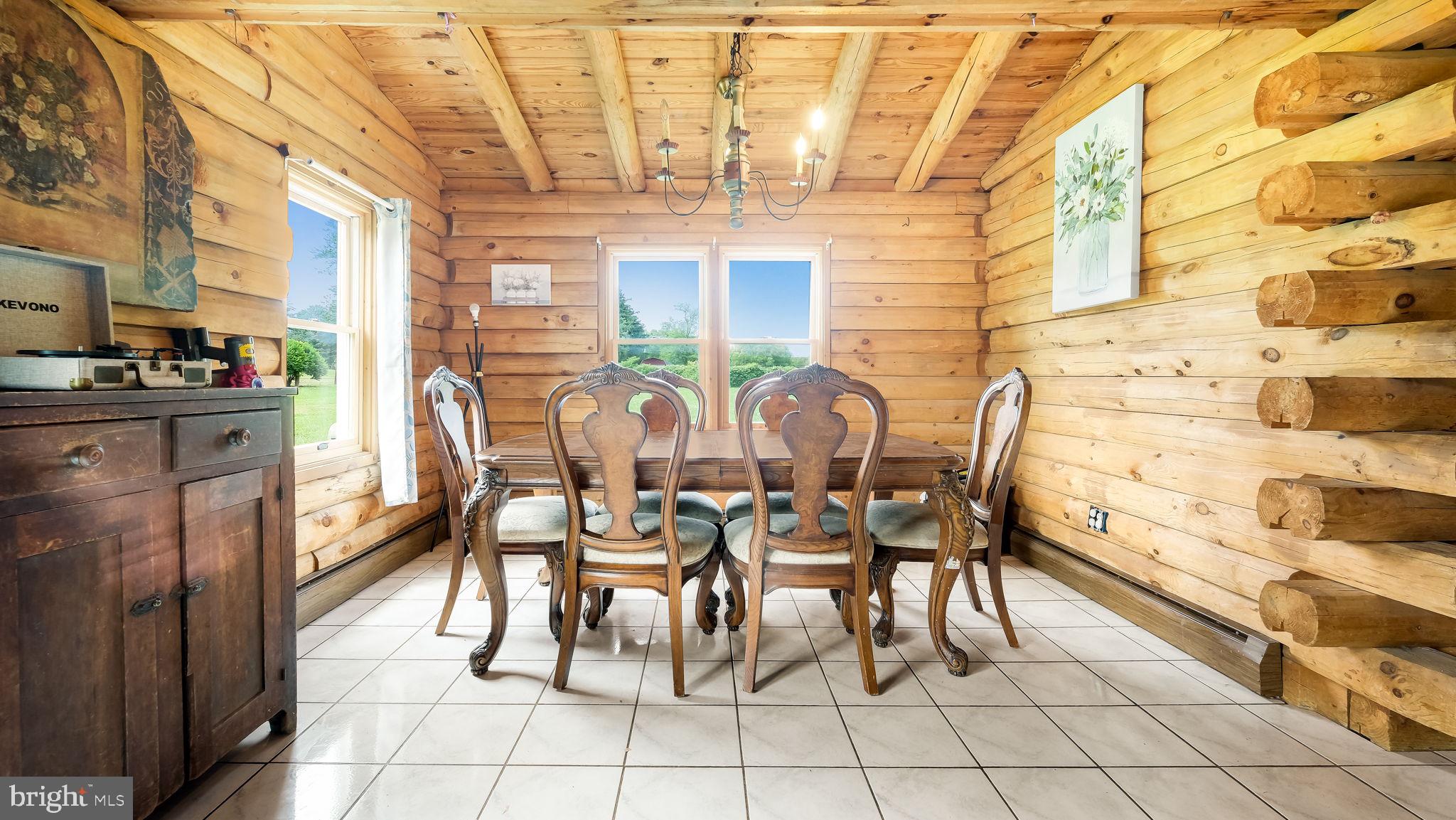 VILLAGE SHIRES - Residential