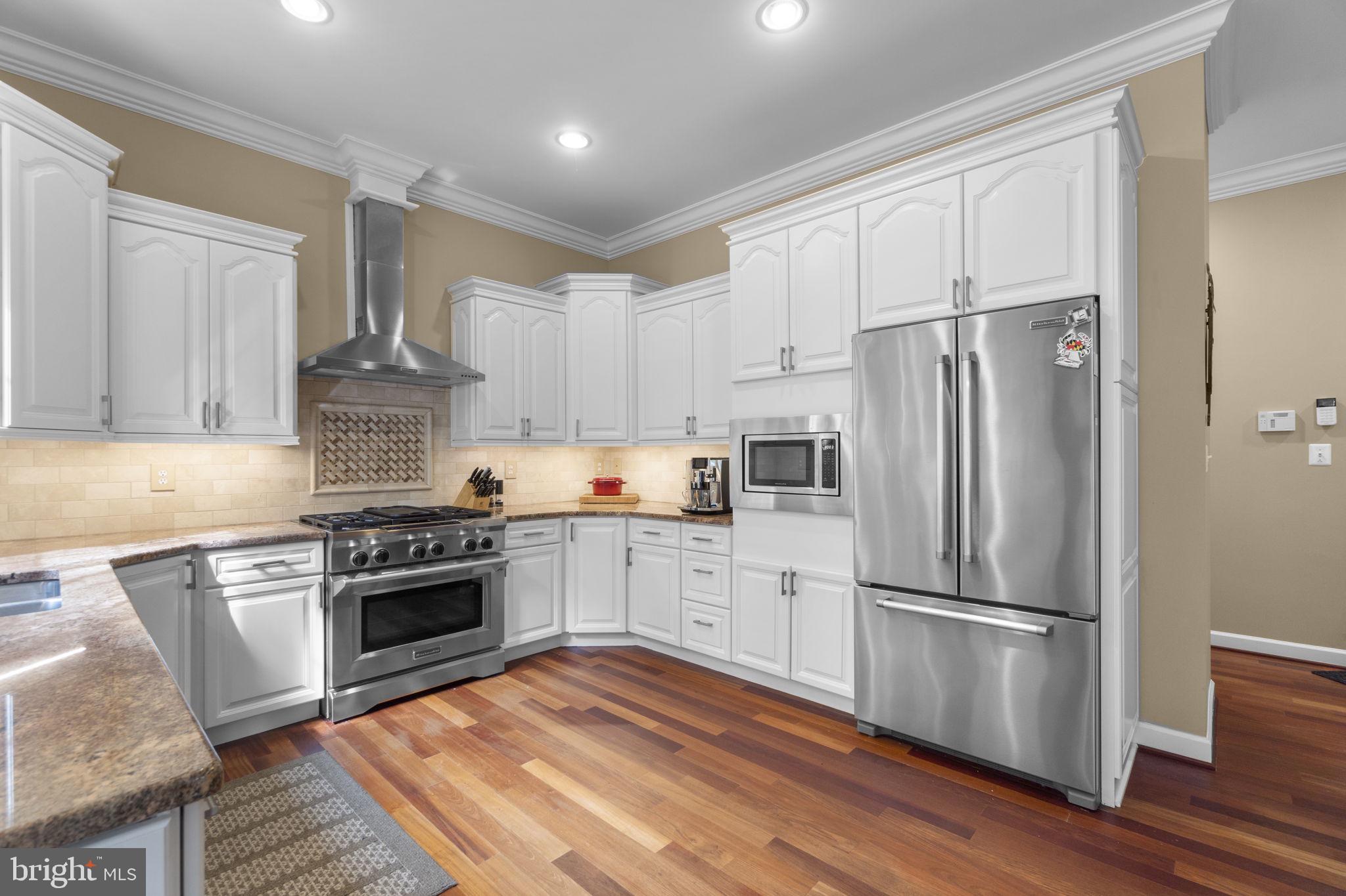 TILYARD FARMS - Residential