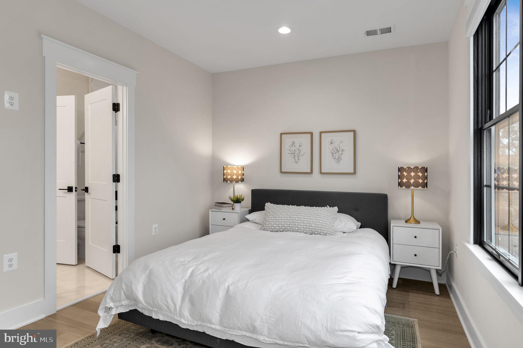 DEL RAY - Residential