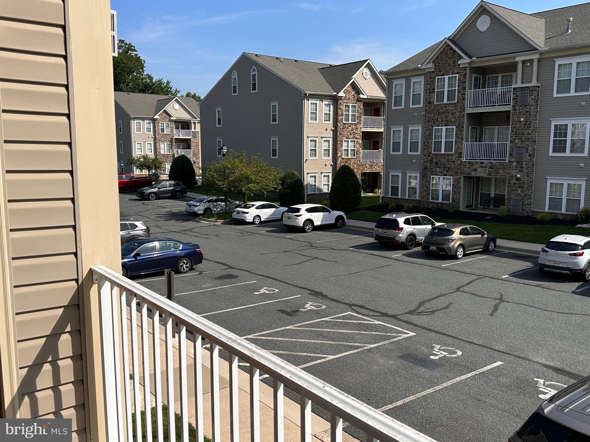 HEARTHSTONE AT VILLAGE SQUARE - Residential