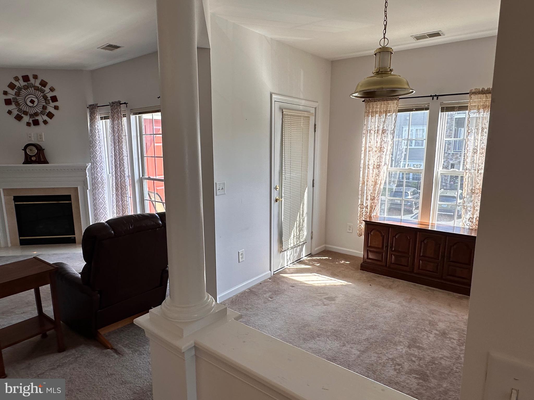 HEARTHSTONE AT VILLAGE SQUARE - Residential
