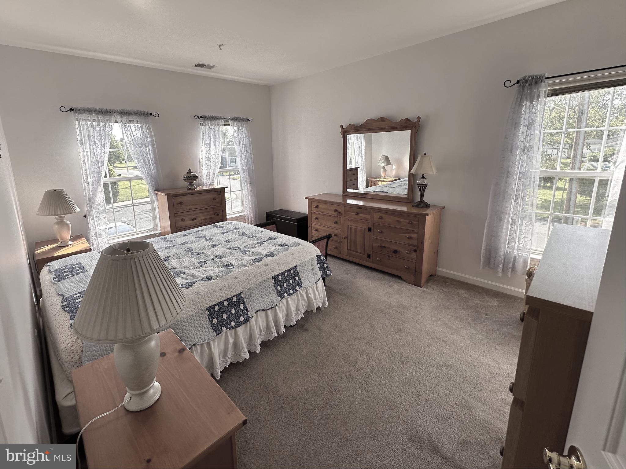 HEARTHSTONE AT VILLAGE SQUARE - Residential