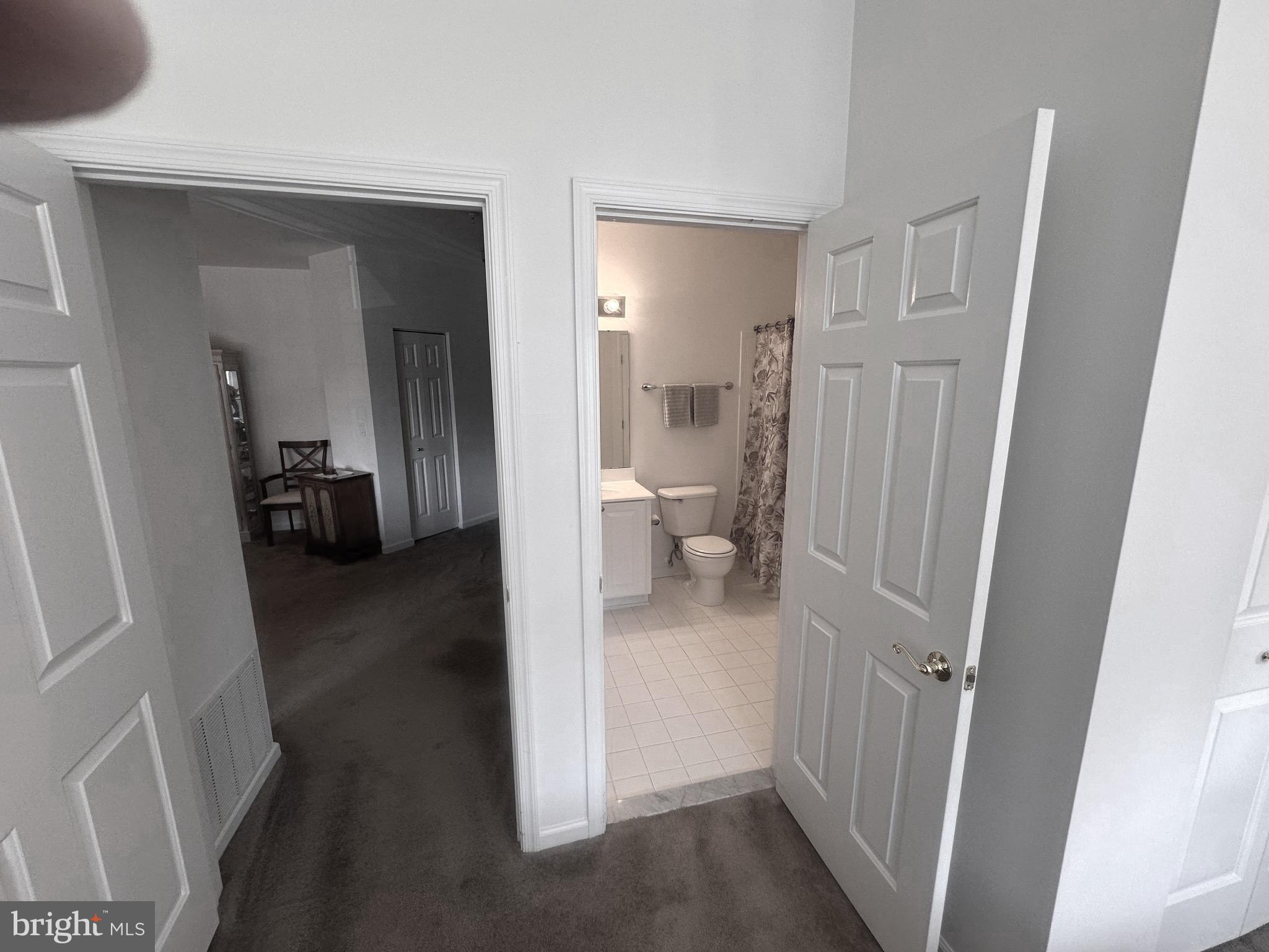 HEARTHSTONE AT VILLAGE SQUARE - Residential