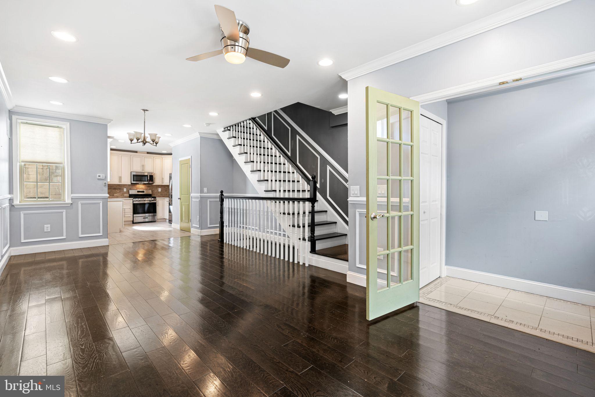 PASSYUNK SQUARE - Residential