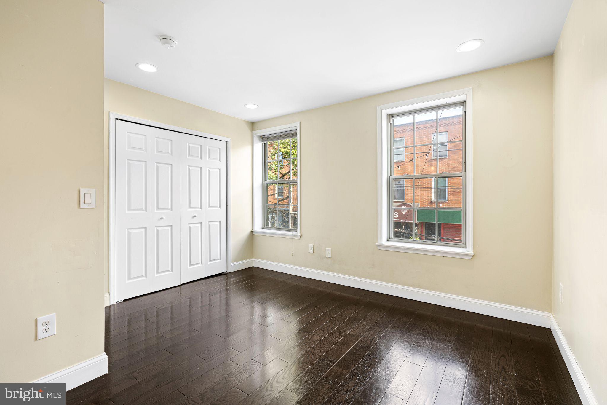 PASSYUNK SQUARE - Residential