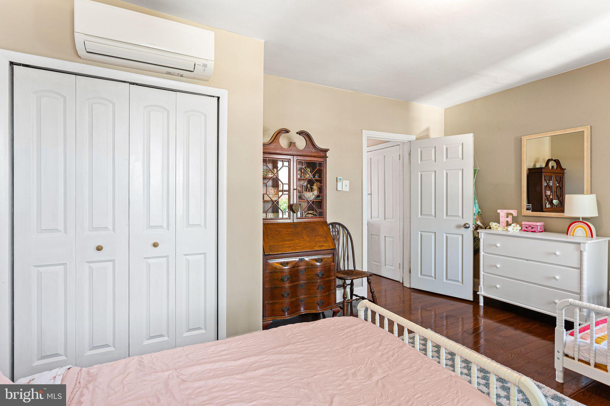 ART MUSEUM AREA - Residential