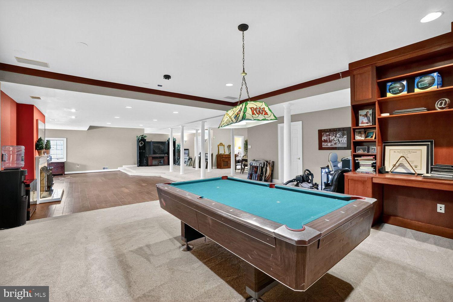 POTOMAC CHASE - Residential