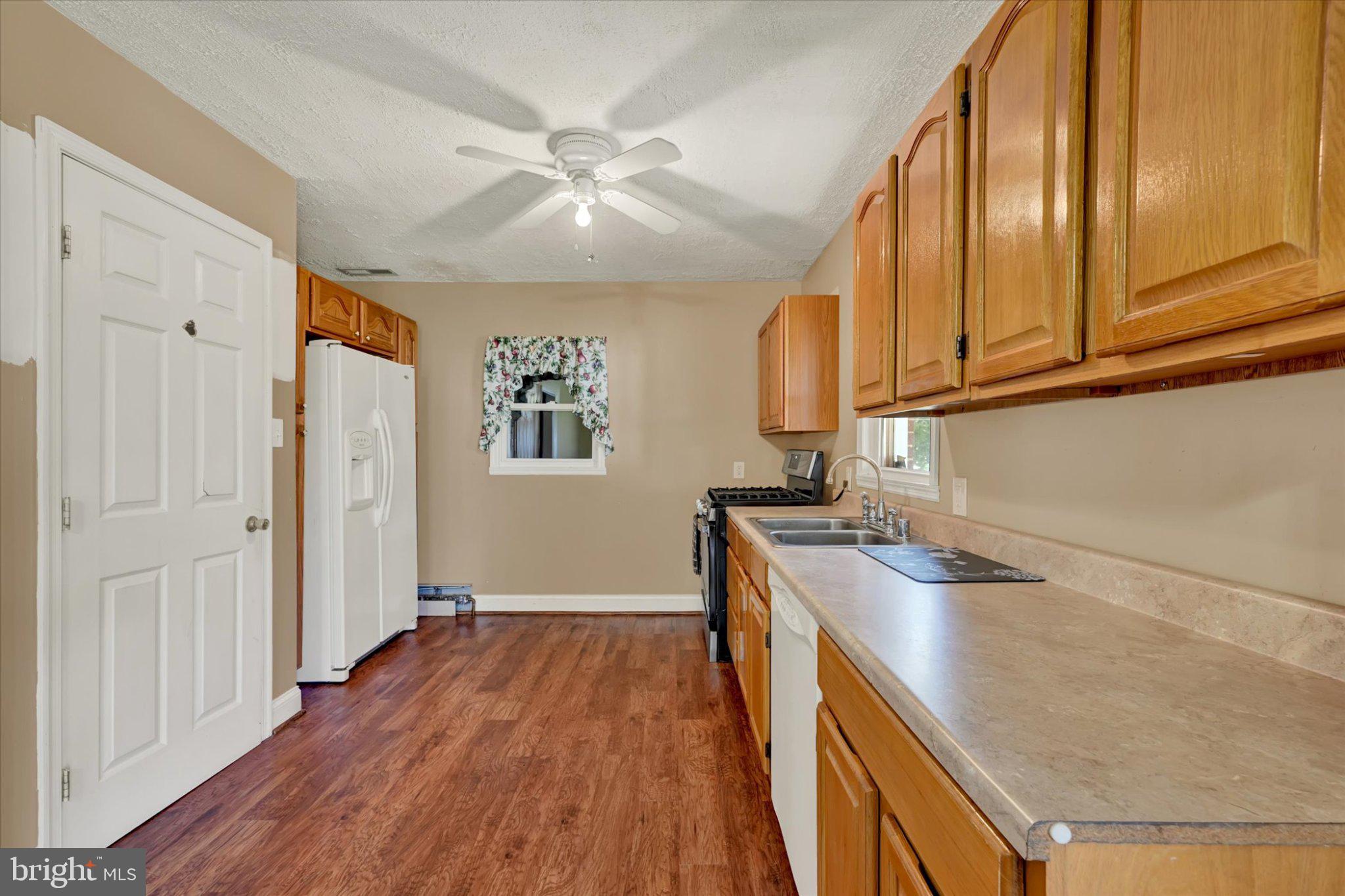 COLGATE PARK - Residential