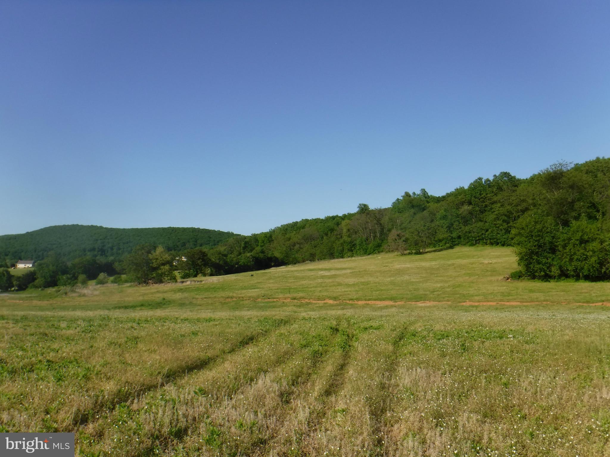 SWEETWATER CROSSING - Land