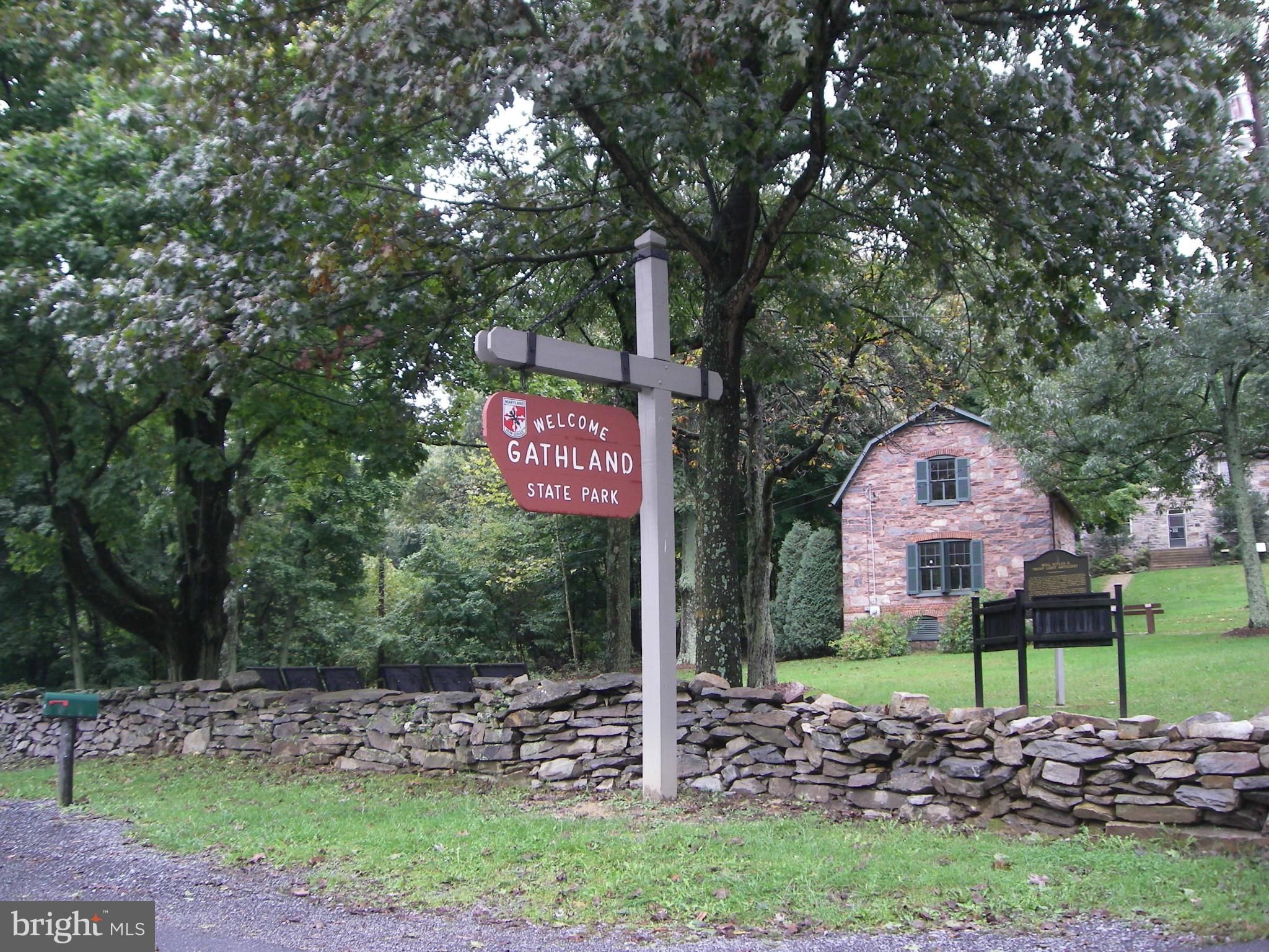 SWEETWATER CROSSING - Land