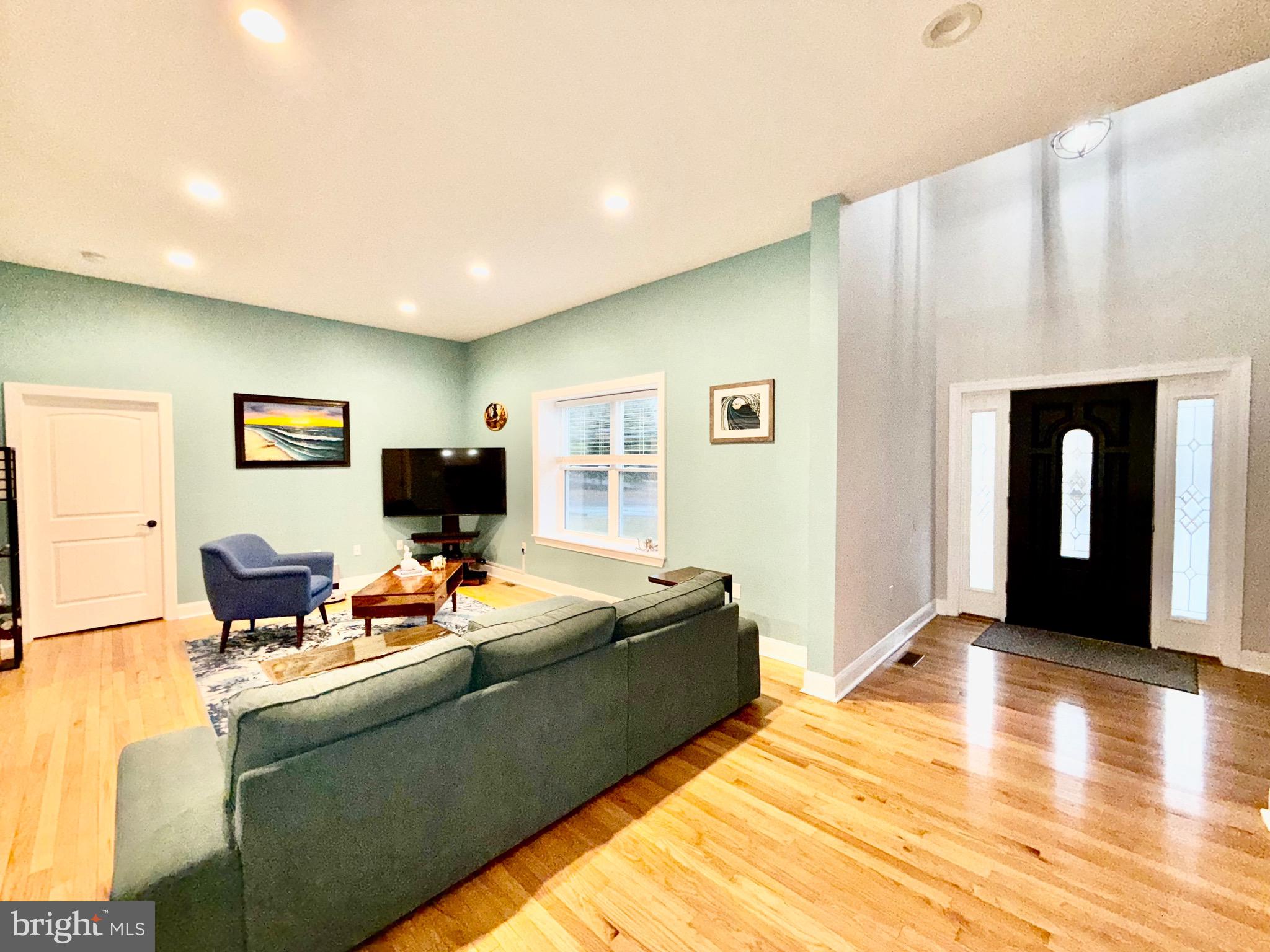 CALVERT MANOR-2ND ADDN - Residential
