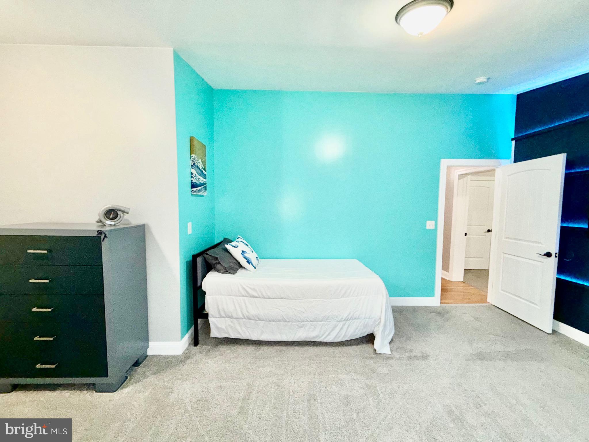 CALVERT MANOR-2ND ADDN - Residential
