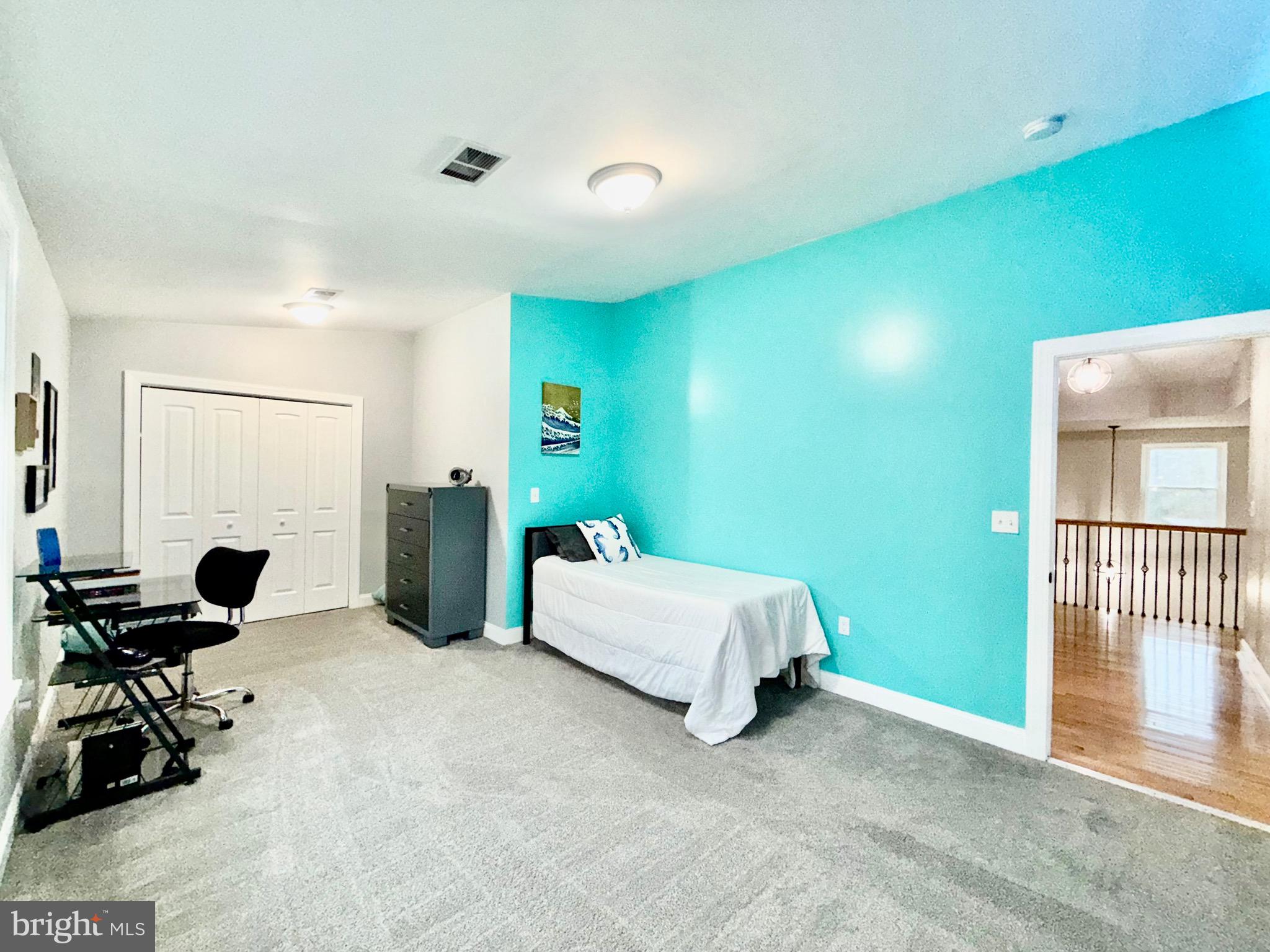 CALVERT MANOR-2ND ADDN - Residential