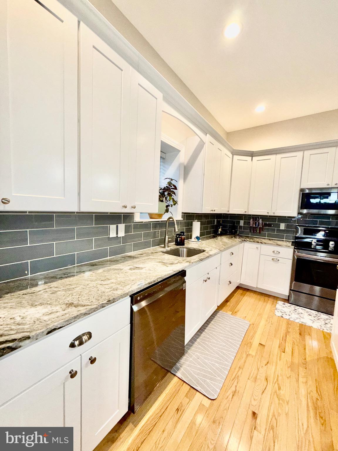 CALVERT MANOR-2ND ADDN - Residential