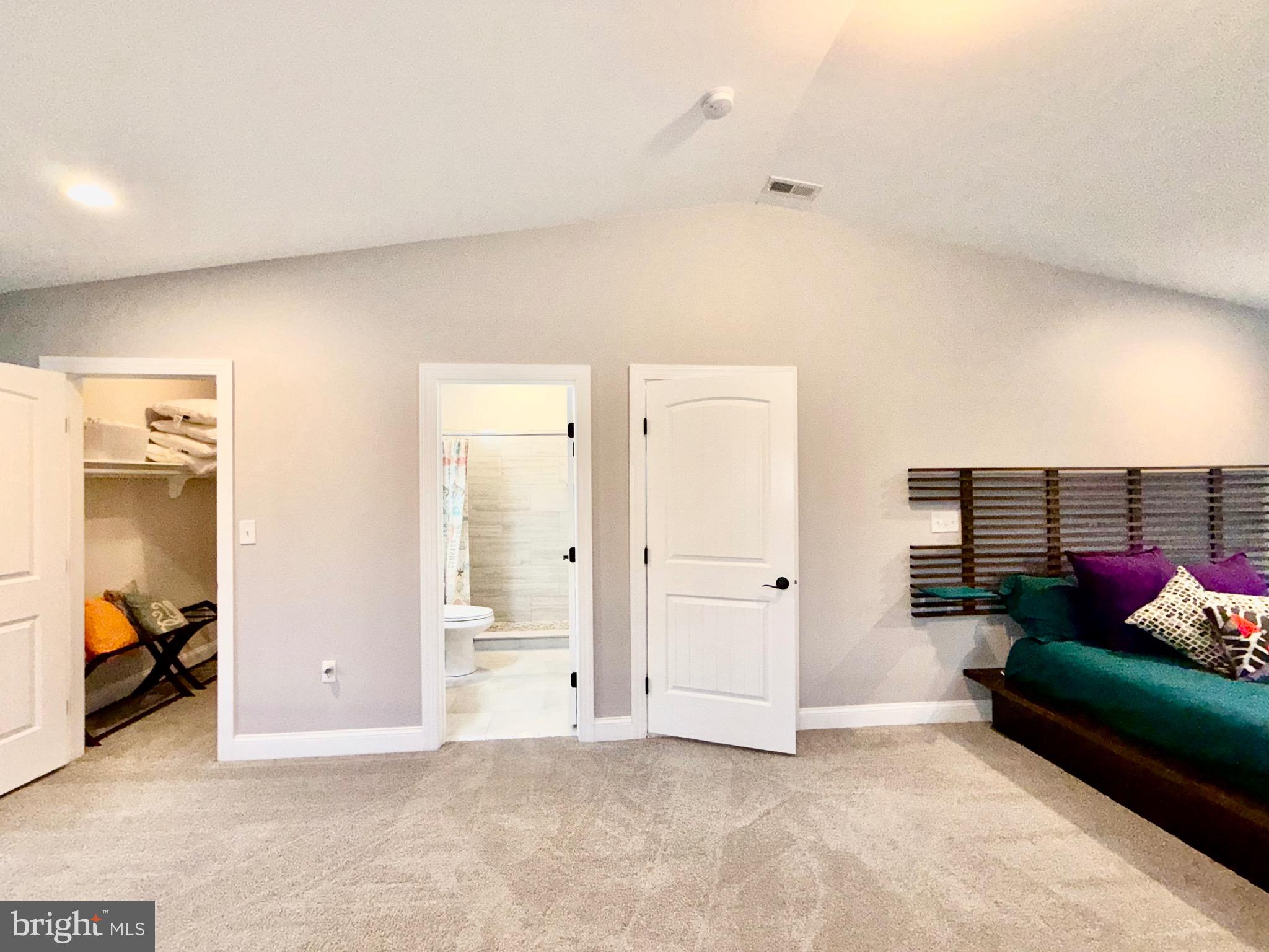 CALVERT MANOR-2ND ADDN - Residential