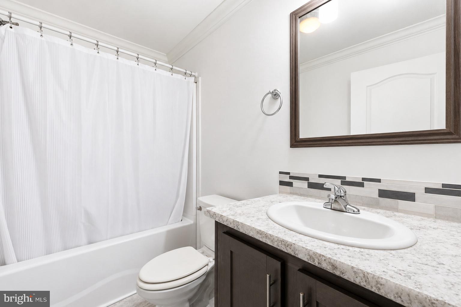 TWIN OAKS - Residential