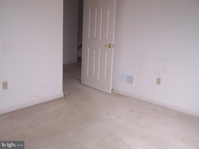MANOR OAKS - Residential