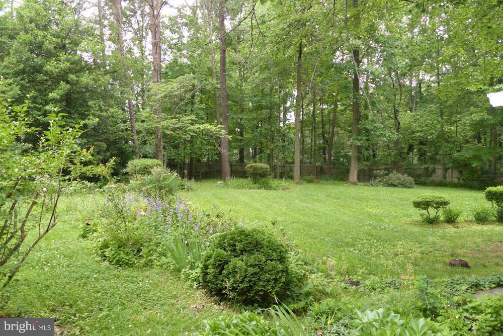 WESTBRIAR COUNTRY CLUB MANOR - Residential