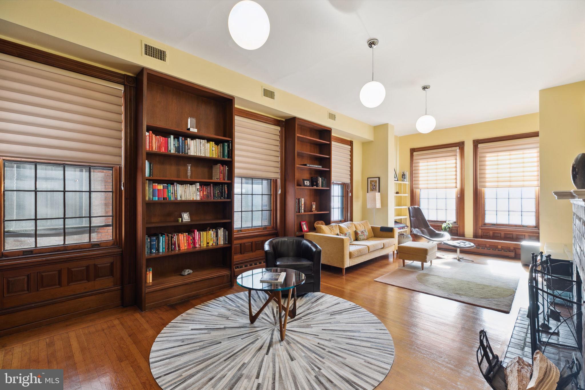 RITTENHOUSE SQUARE - Residential