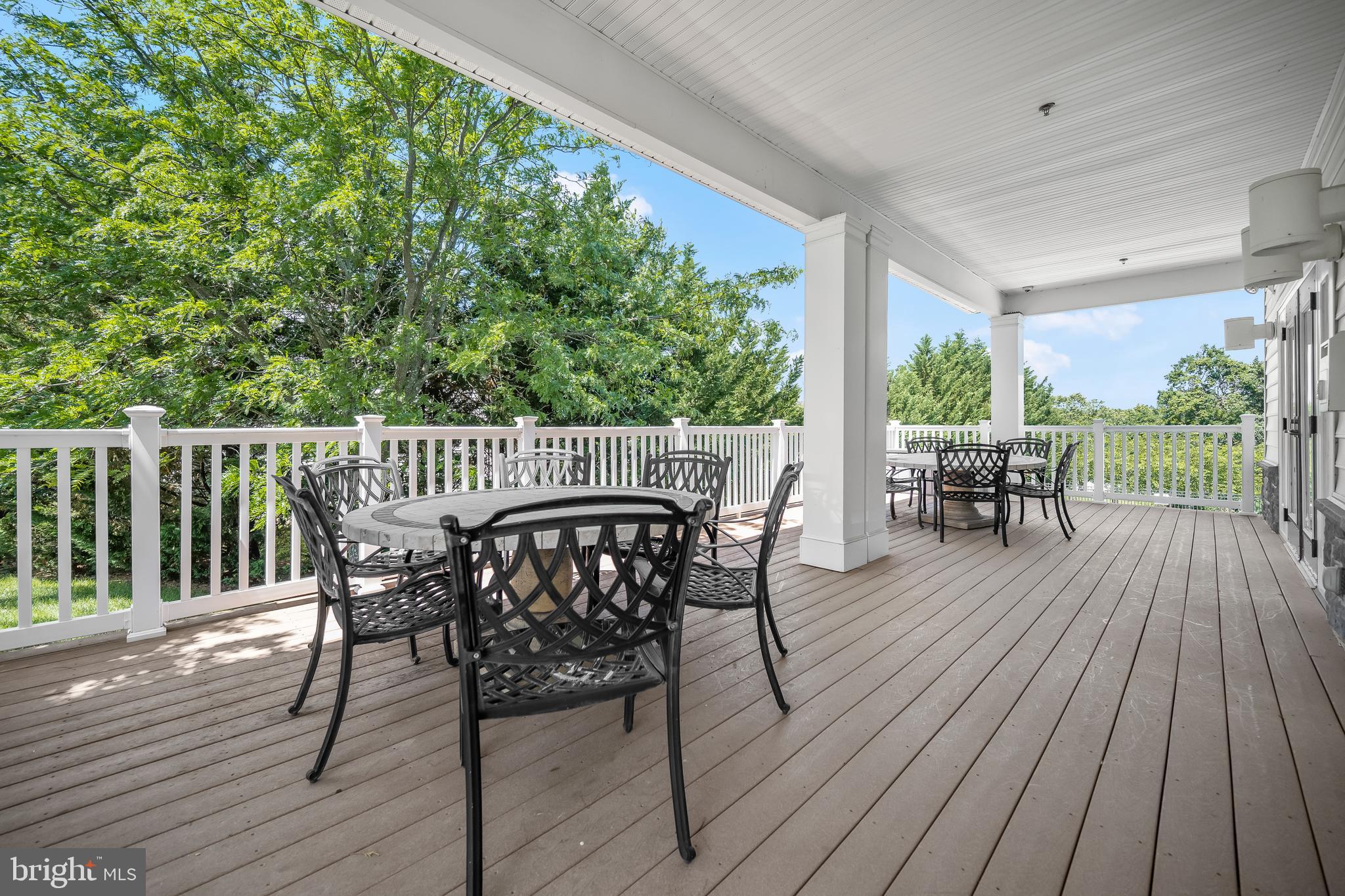 SIGNATURE CLUB AT GREENVIEW - Residential