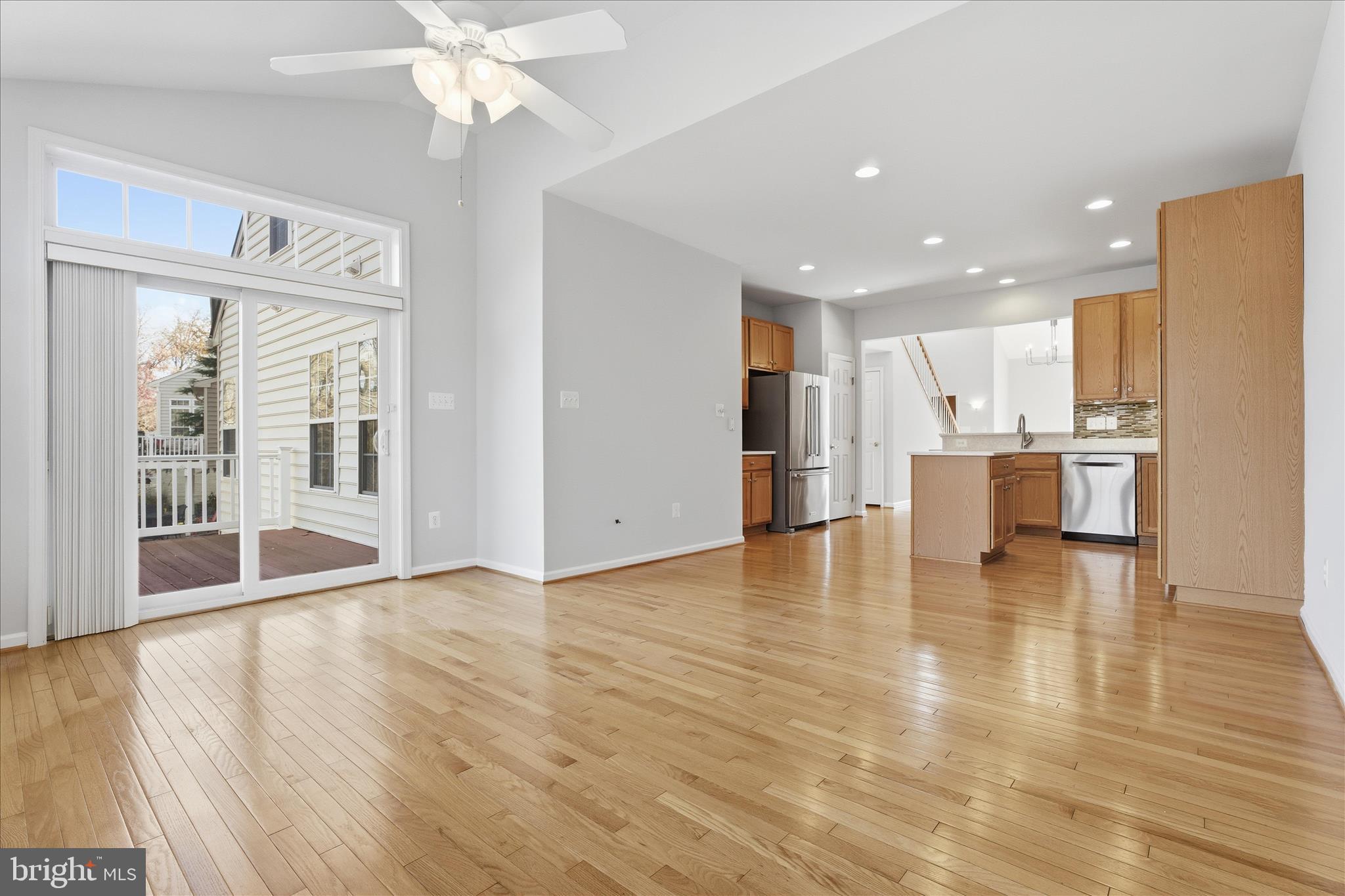 SIGNATURE CLUB AT GREENVIEW - Residential