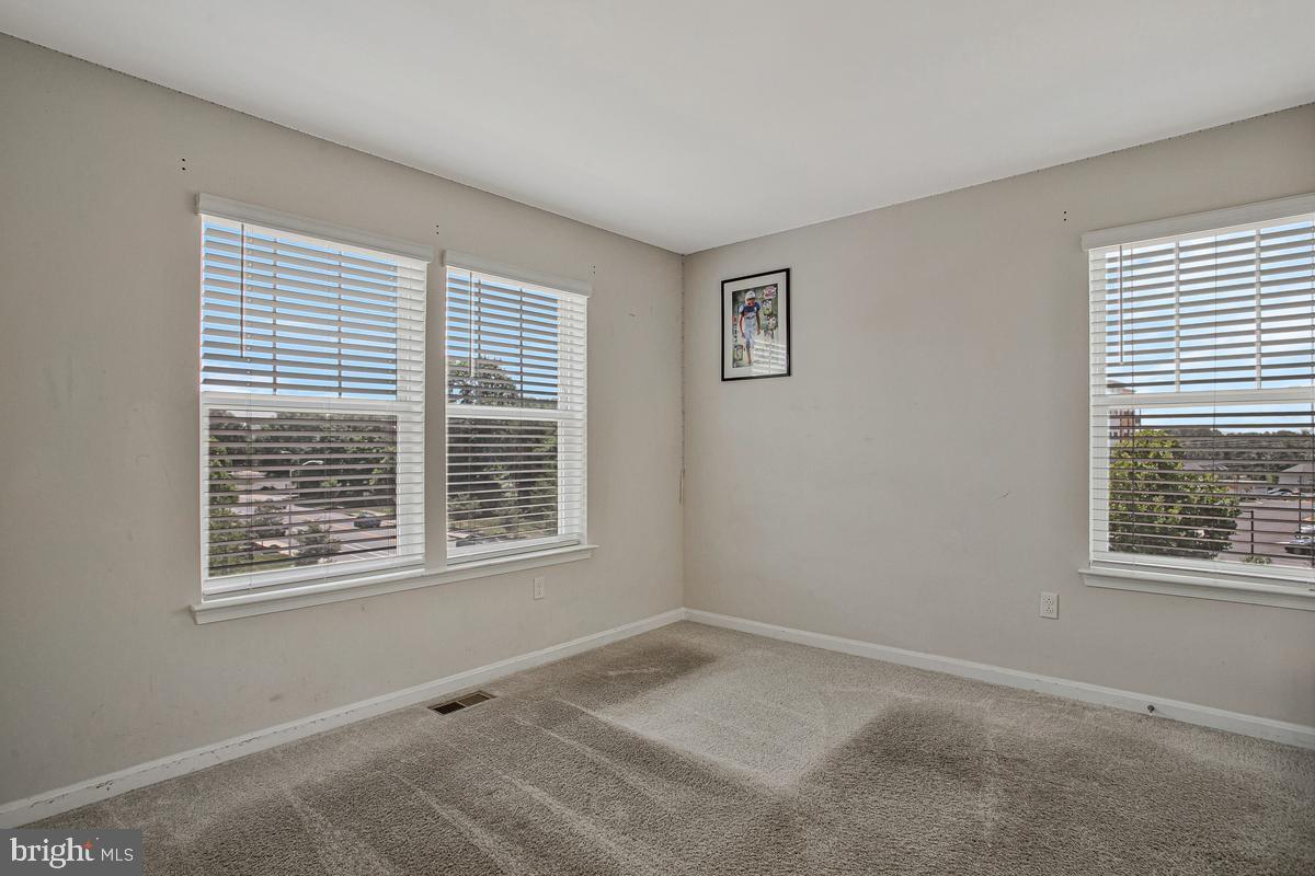WOODMORE OVERLOOK - Residential