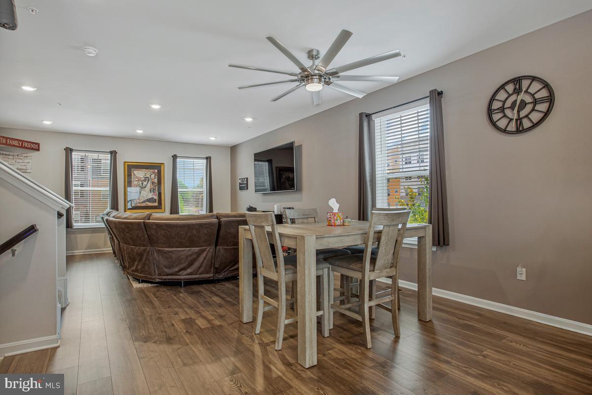 WOODMORE OVERLOOK - Residential