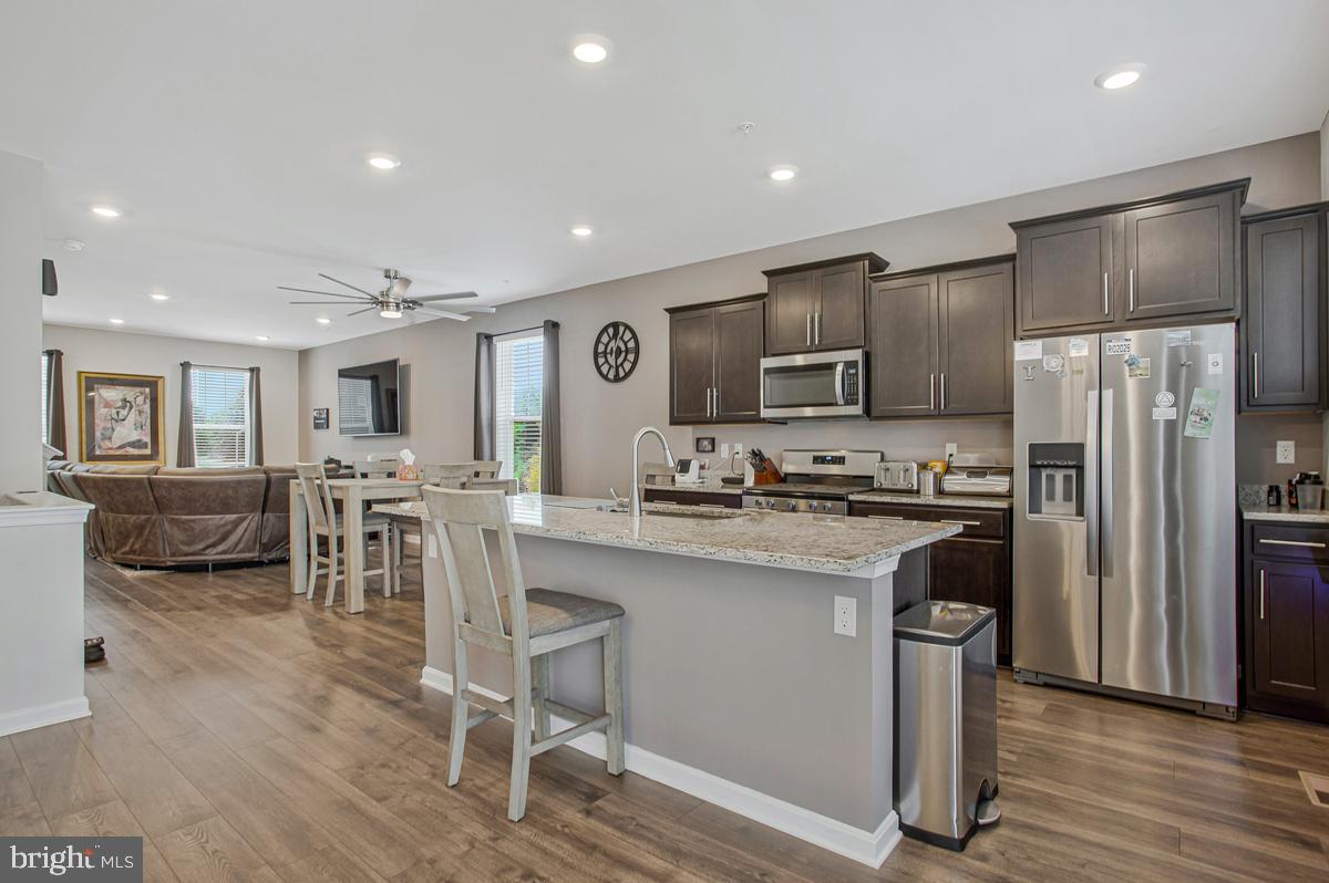 WOODMORE OVERLOOK - Residential