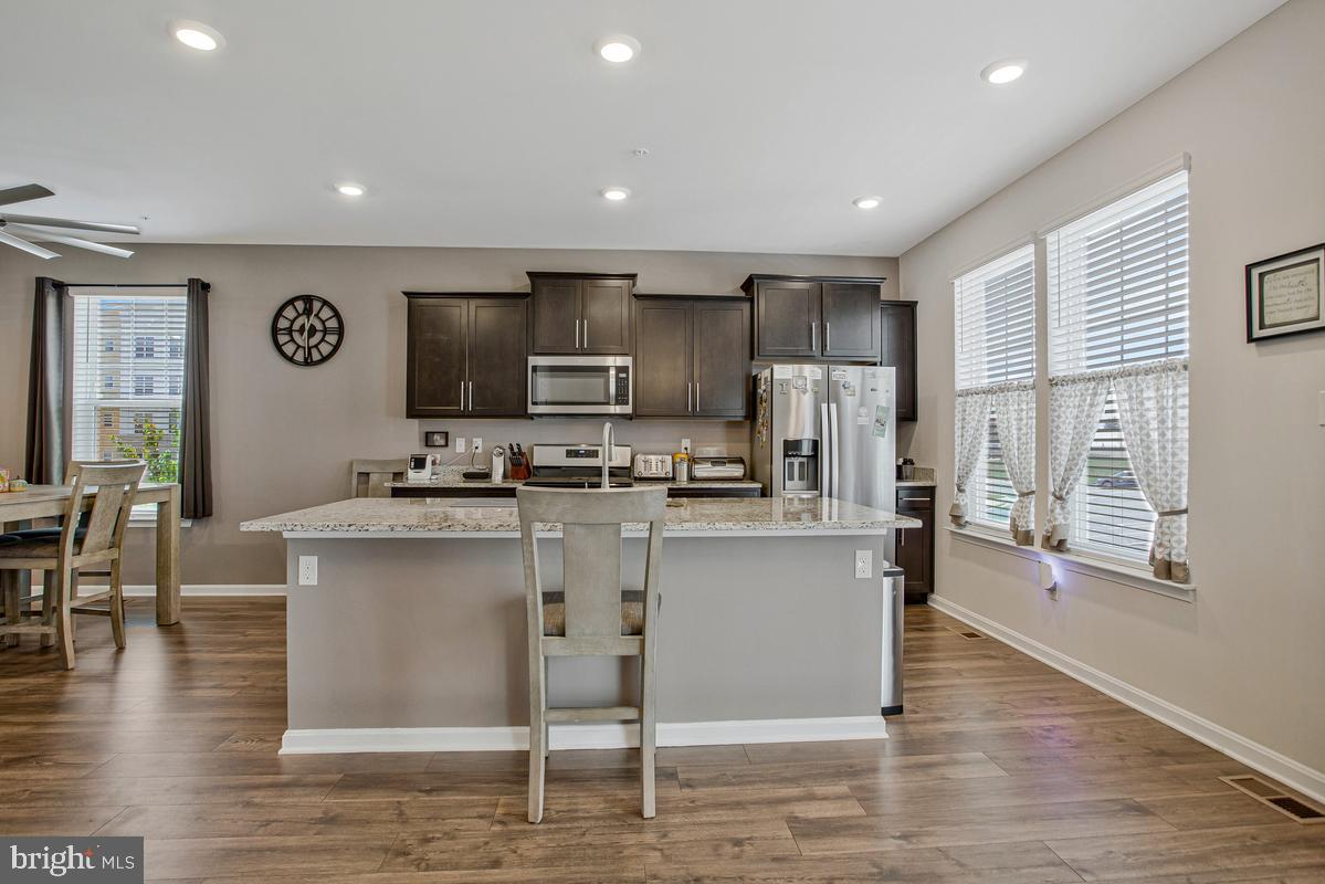 WOODMORE OVERLOOK - Residential