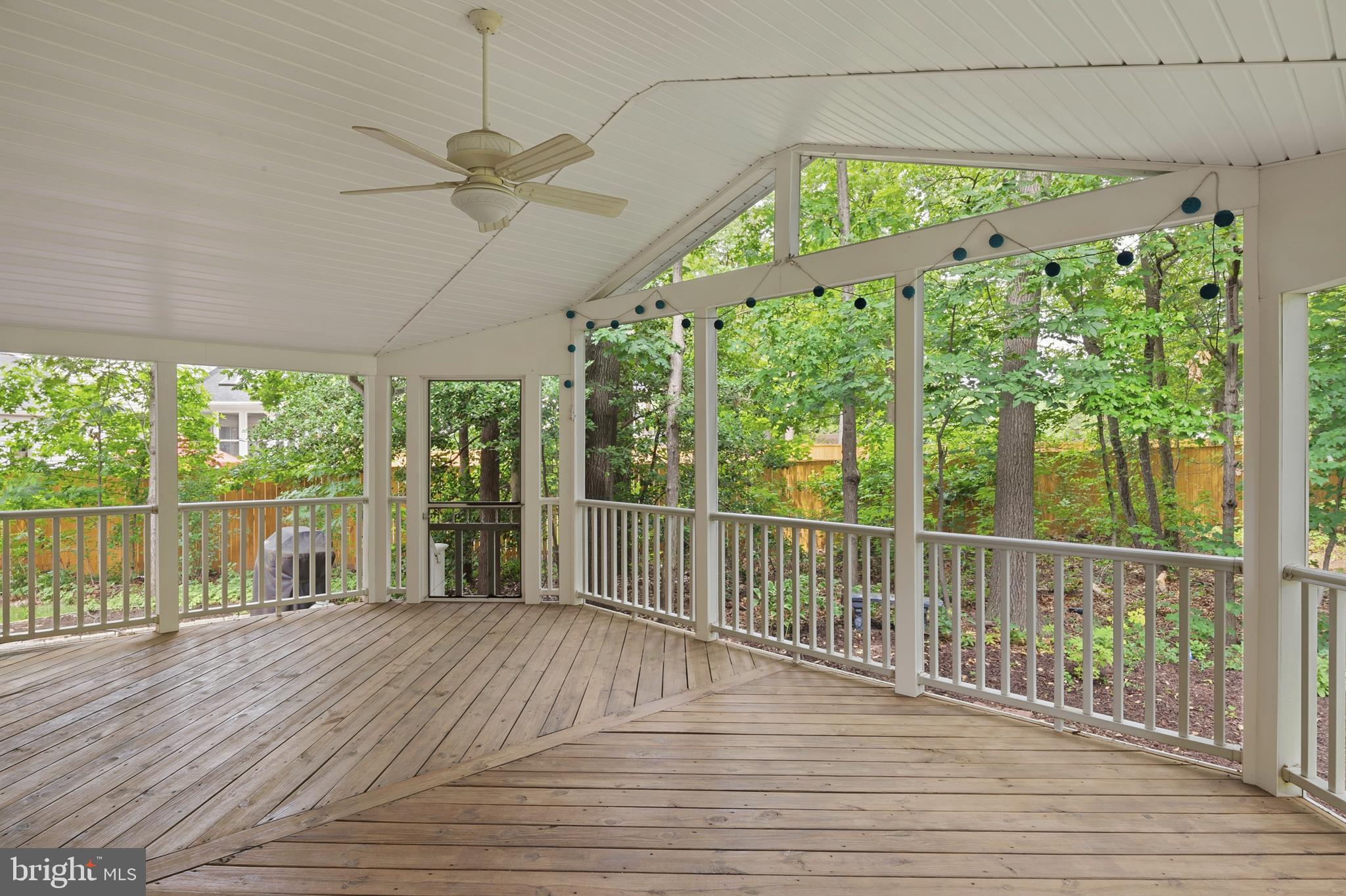 FOX CHASE - Residential