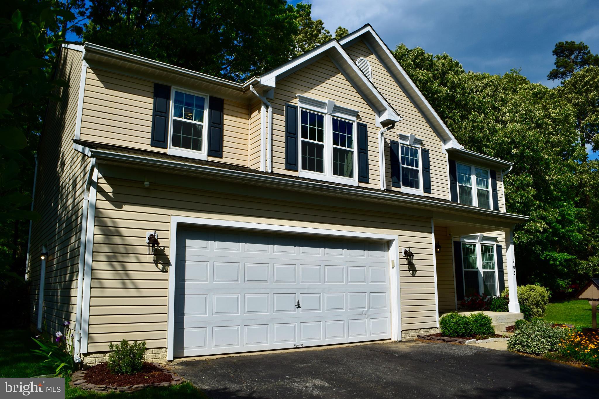 FOX CHASE - Residential