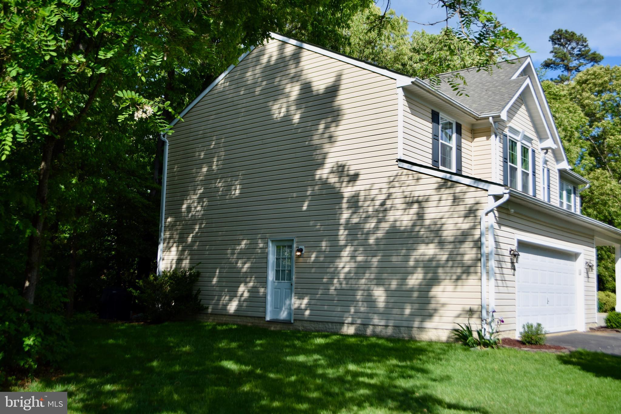 FOX CHASE - Residential