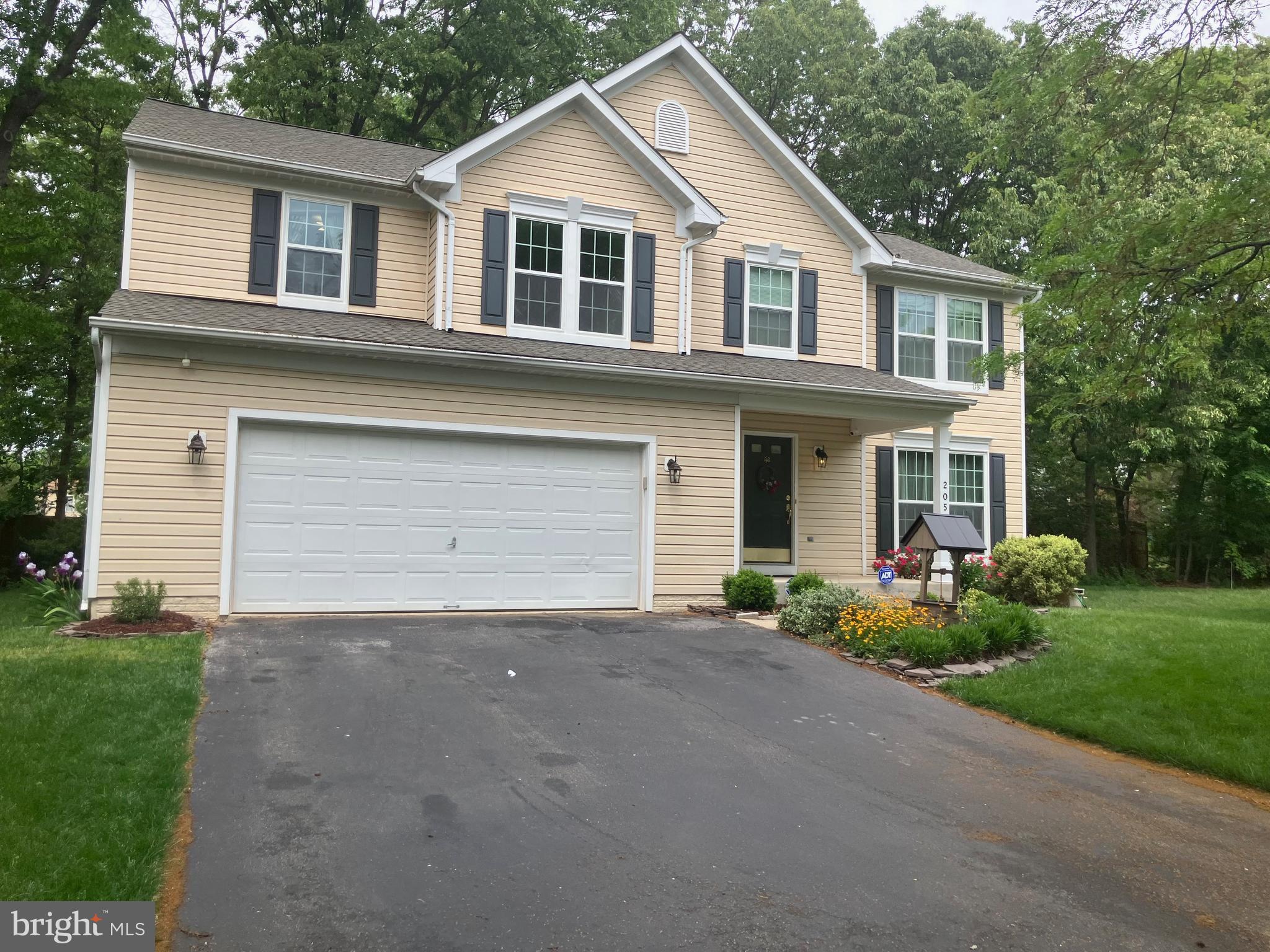 FOX CHASE - Residential