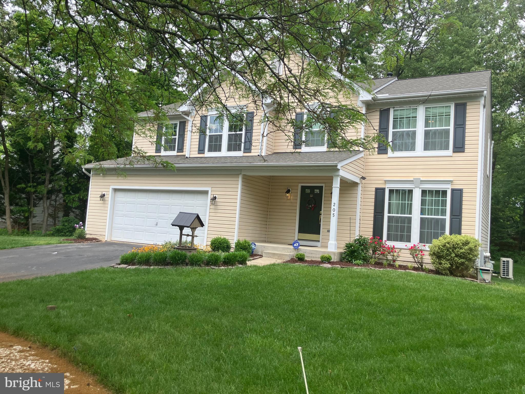 FOX CHASE - Residential