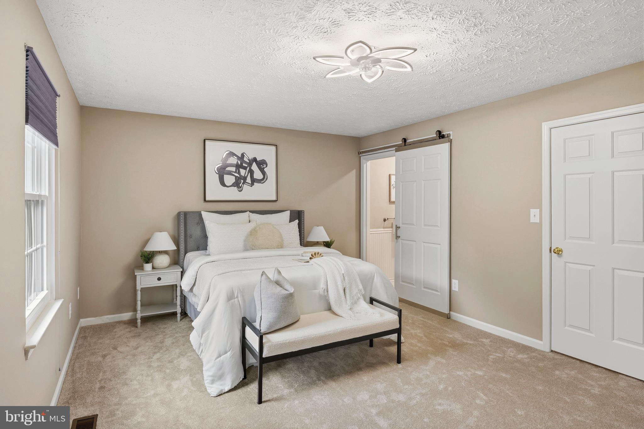 FOX CHASE - Residential