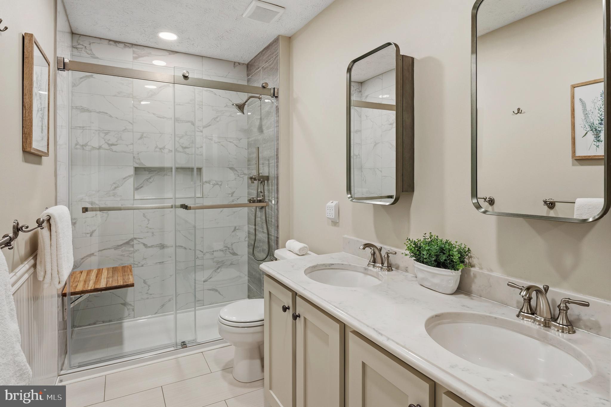 FOX CHASE - Residential
