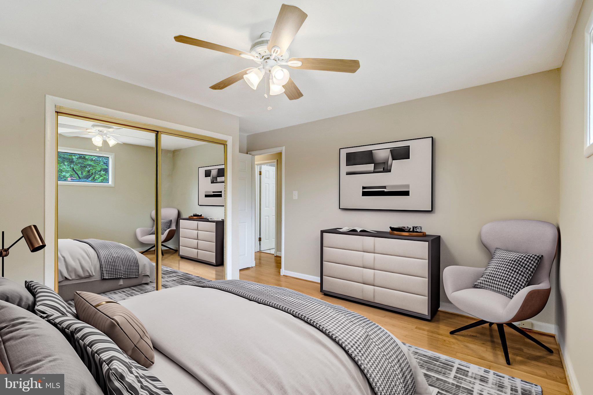 COUNTRY CLUB HILLS - Residential