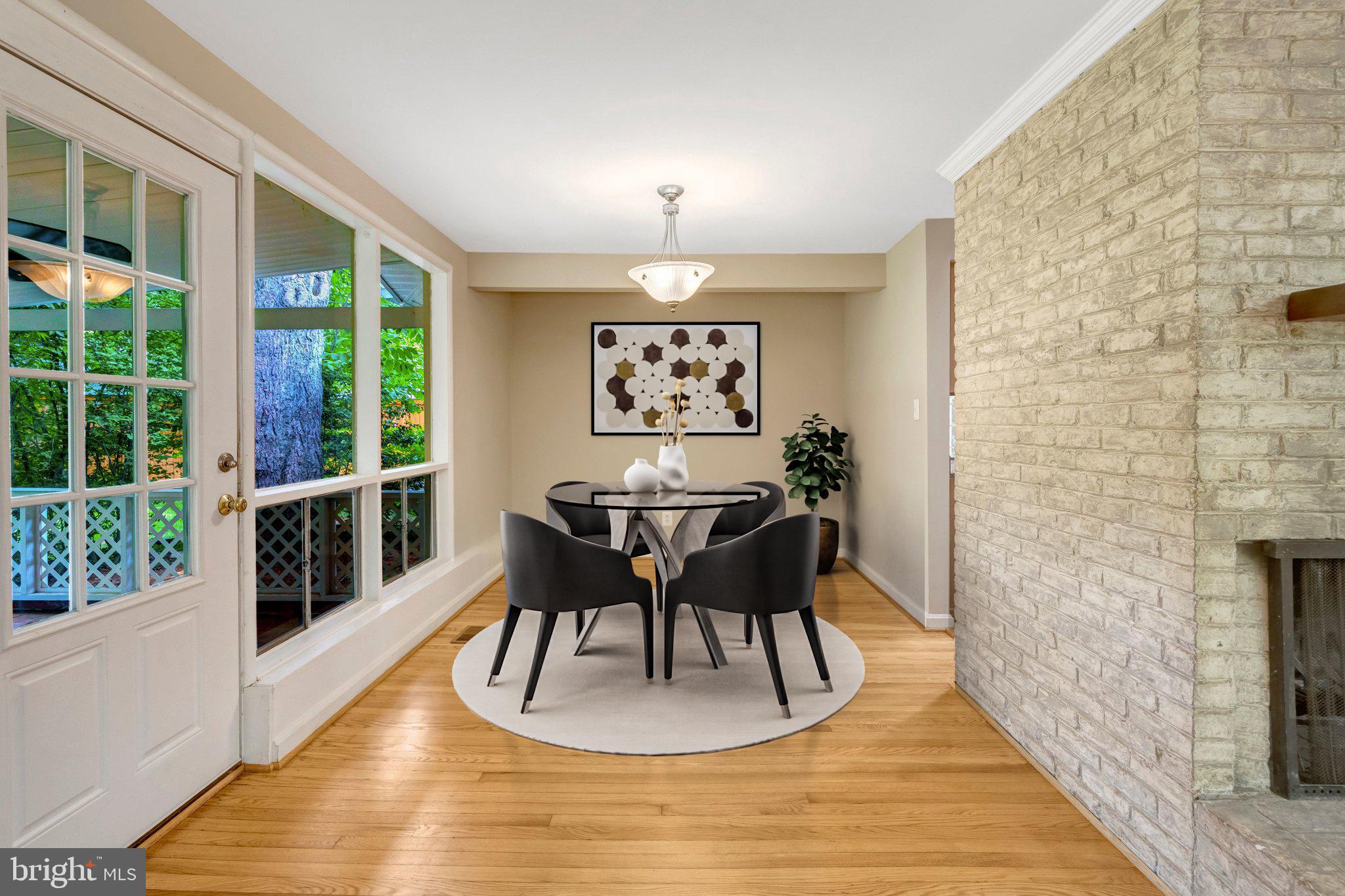 COUNTRY CLUB HILLS - Residential