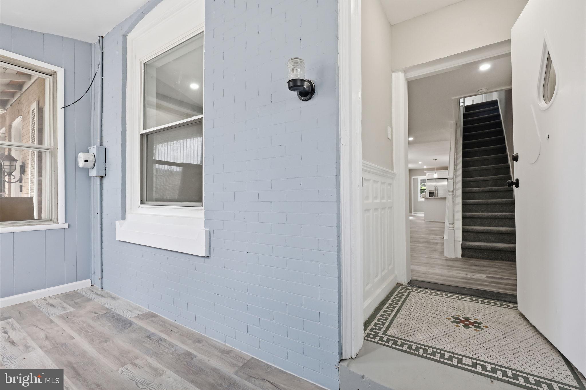STRAWBERRY MANSION - Residential