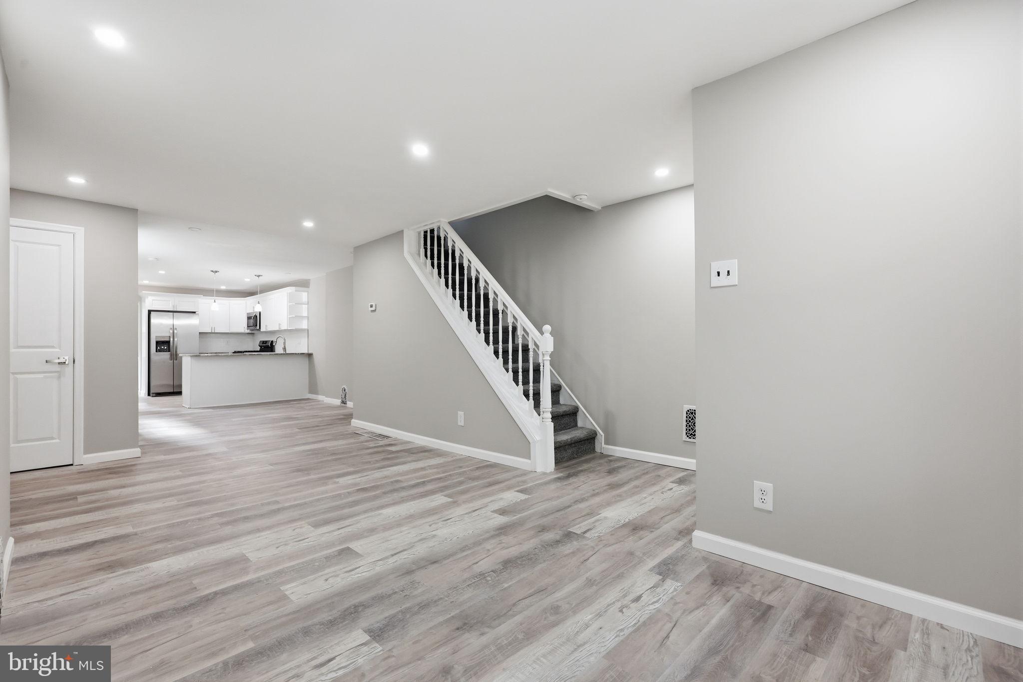 STRAWBERRY MANSION - Residential